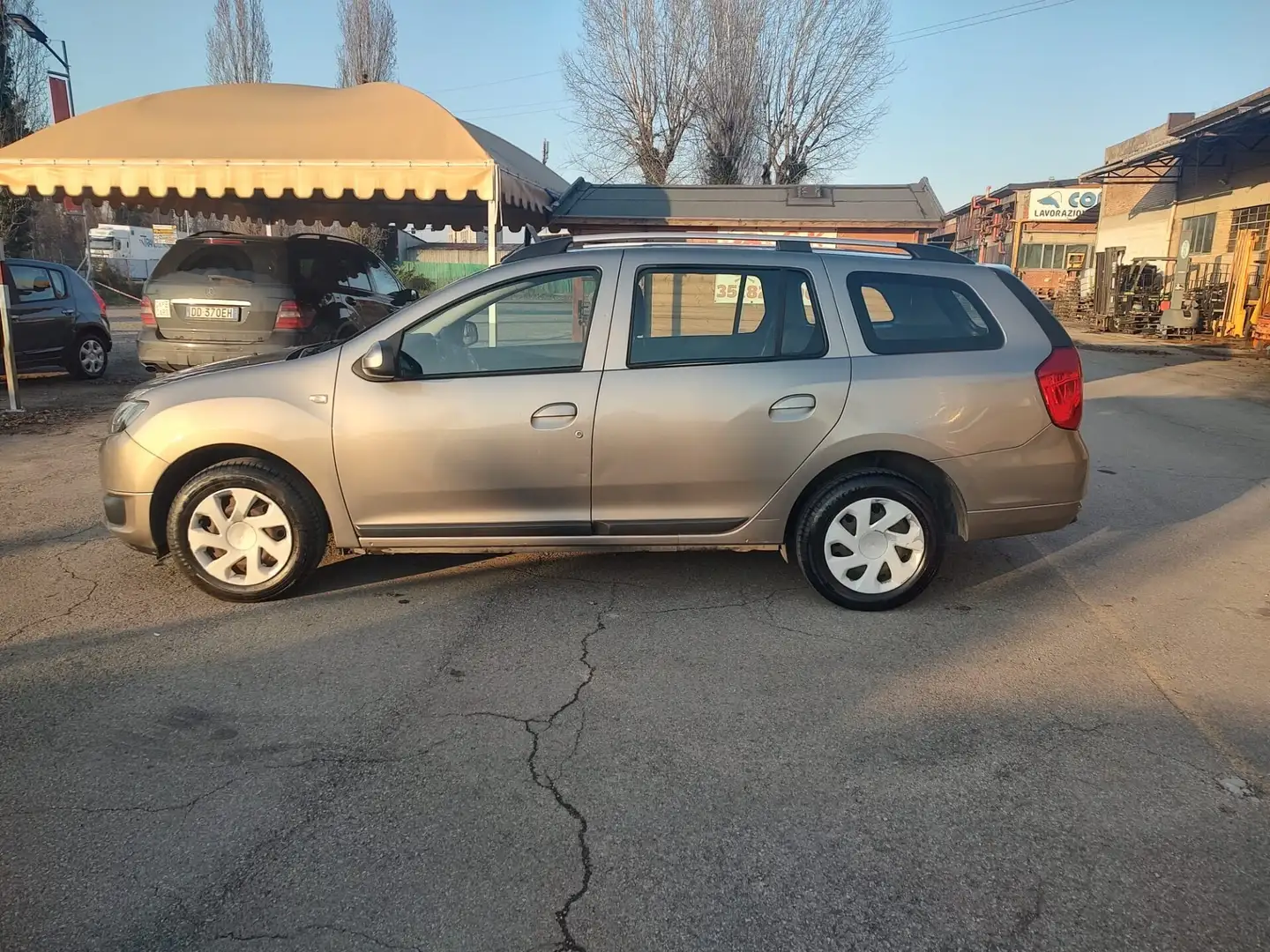 Dacia Logan MCV 0.9 TCe 12V 90CV TurboGPL Start&Stop Ambiance, Beige - 2