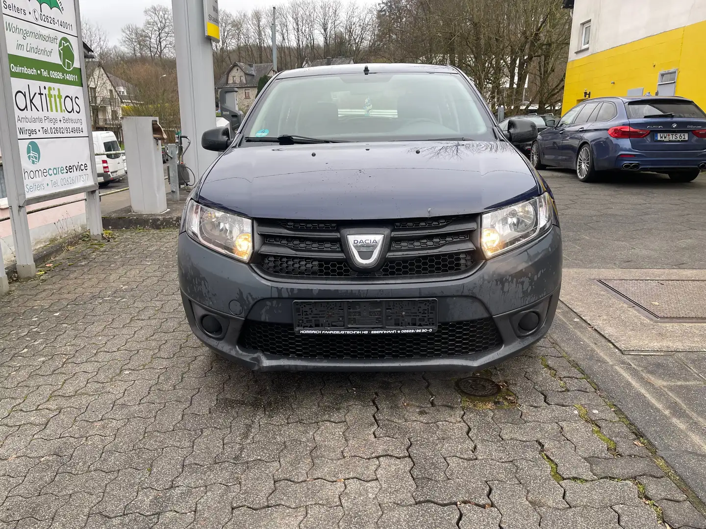 Dacia Sandero Essentiel 1.HAND Blau - 2