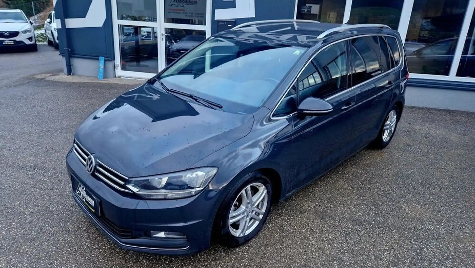Volkswagen Touran Highline  SCR TDI DSG ''7-Sitzer'' Grau - 2