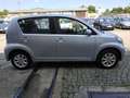 Daihatsu Sirion 1.3 4WD/ TÜV NEU/ wenig KM/ Allwetter-ALU/Klima Plateado - thumbnail 6