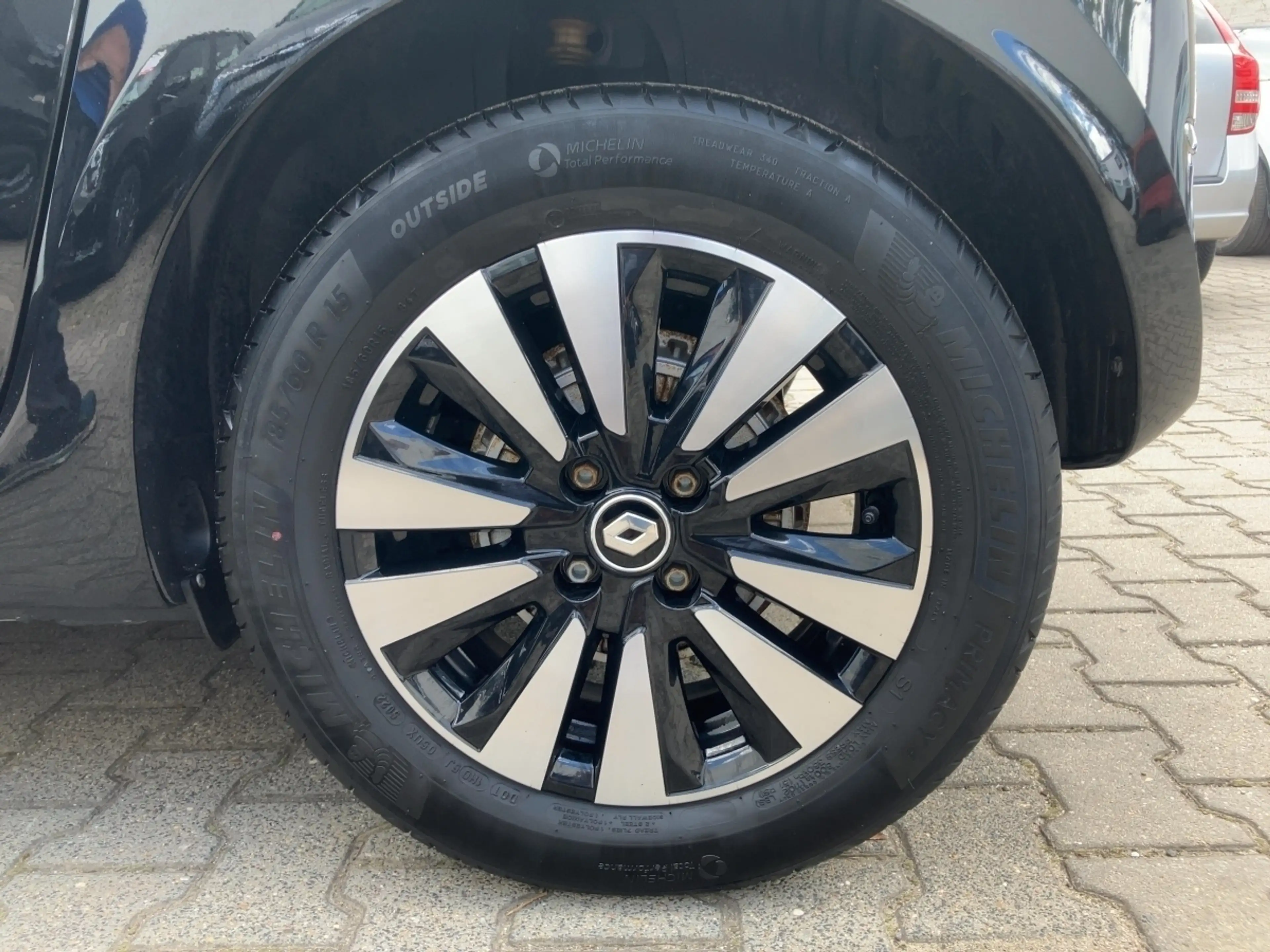 Renault Twingo Electric Techno — photo 12