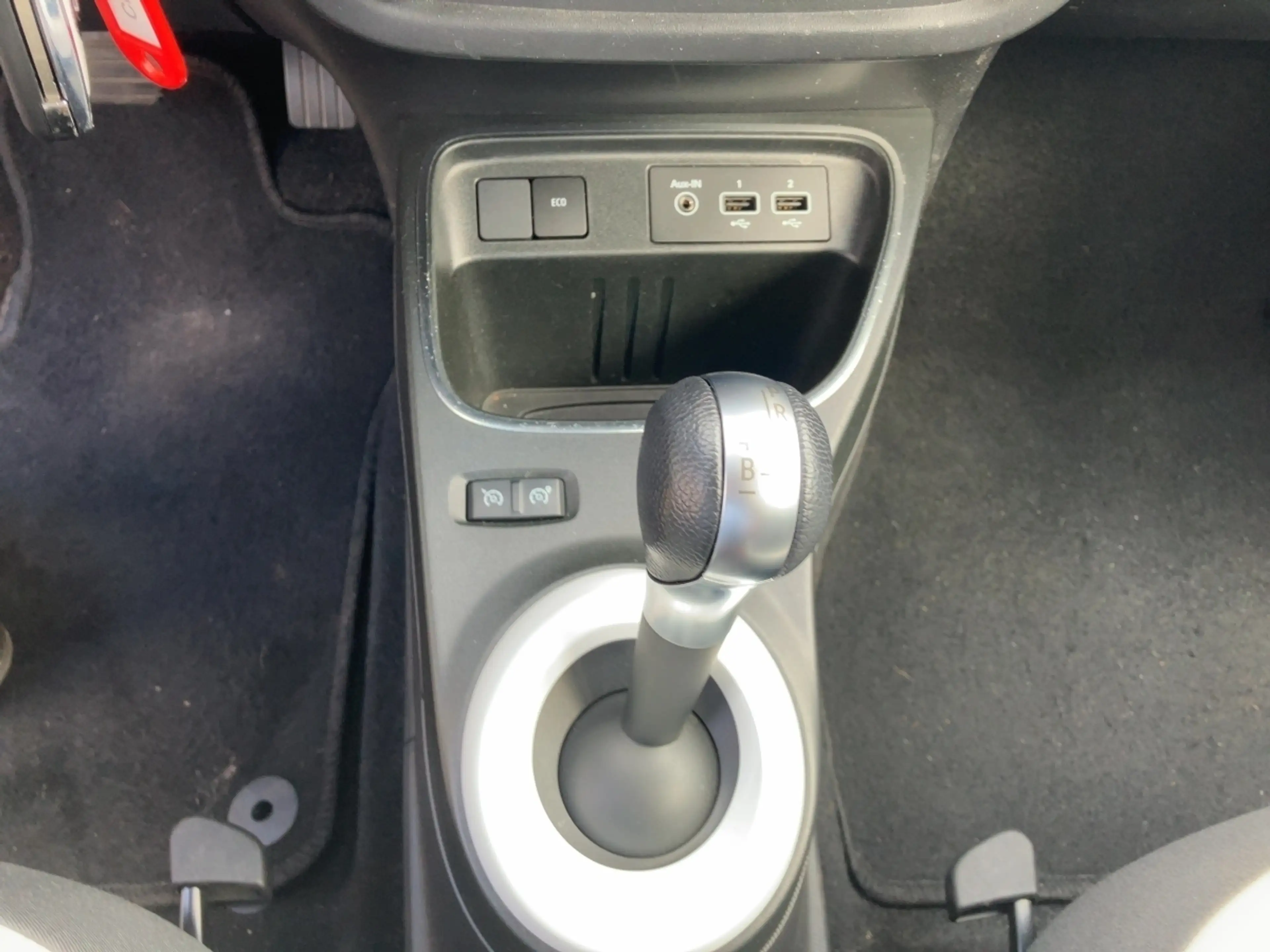 Renault Twingo Electric Techno — photo 15
