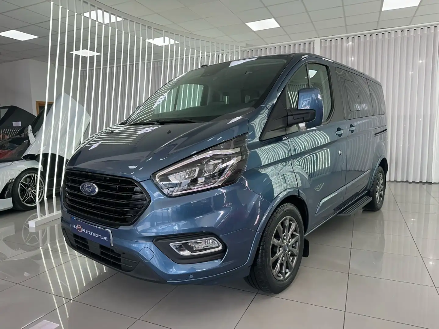 Ford Tourneo Custom 2.0 EcoBlue Titanium X Aut. 170 Azul - 1