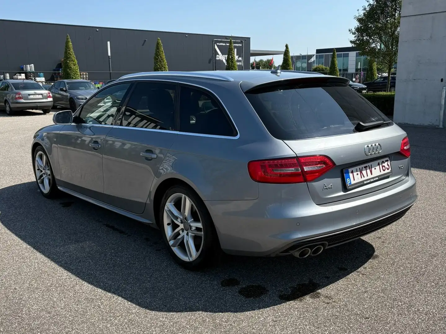 Audi A4 A4 Avant 2.0 TDI DPF clean diesel S line Argent - 1