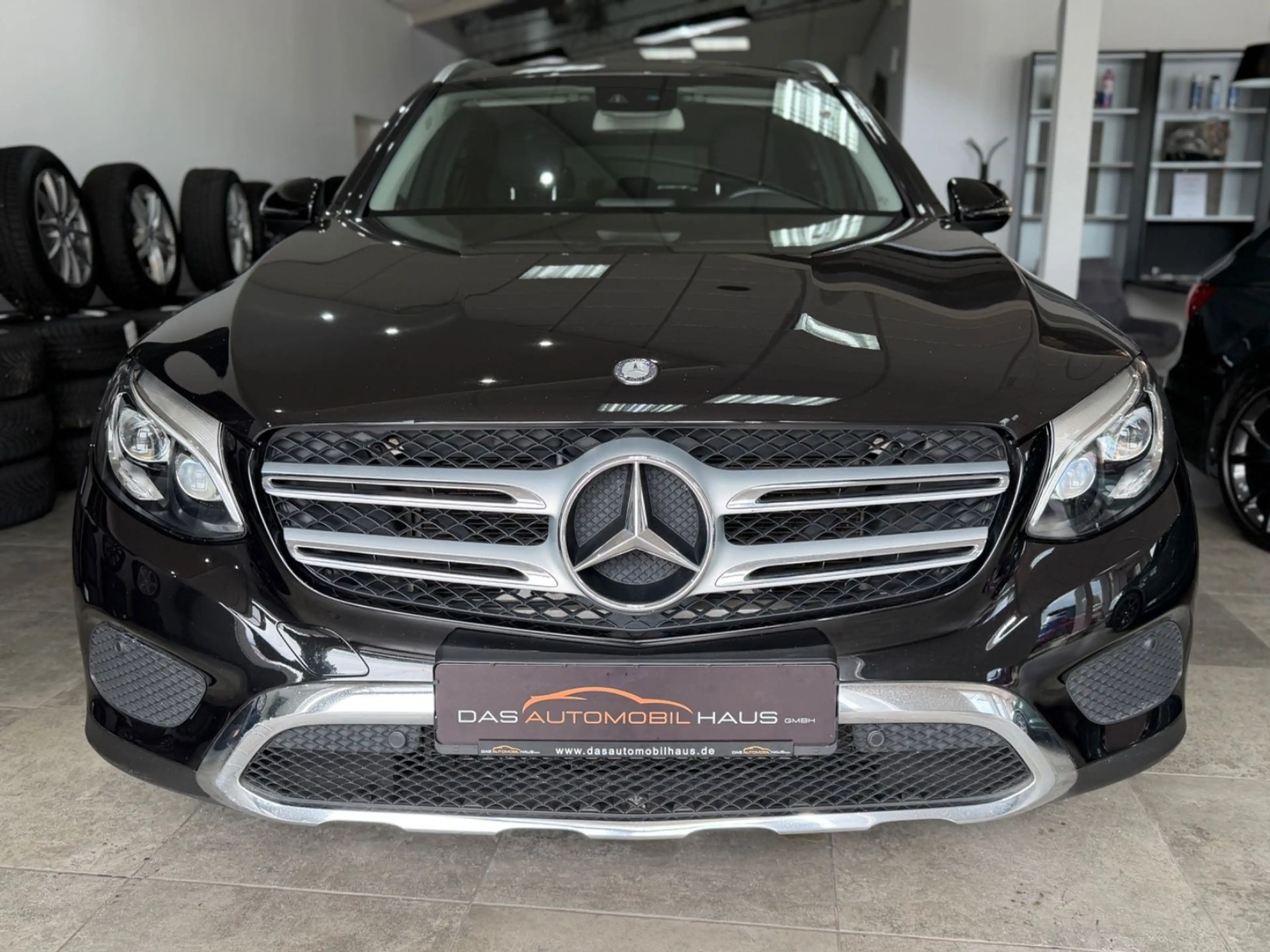 Mercedes-Benz GLC 250 *Exclusive*4Matic*Memory*Keyless* — photo 4