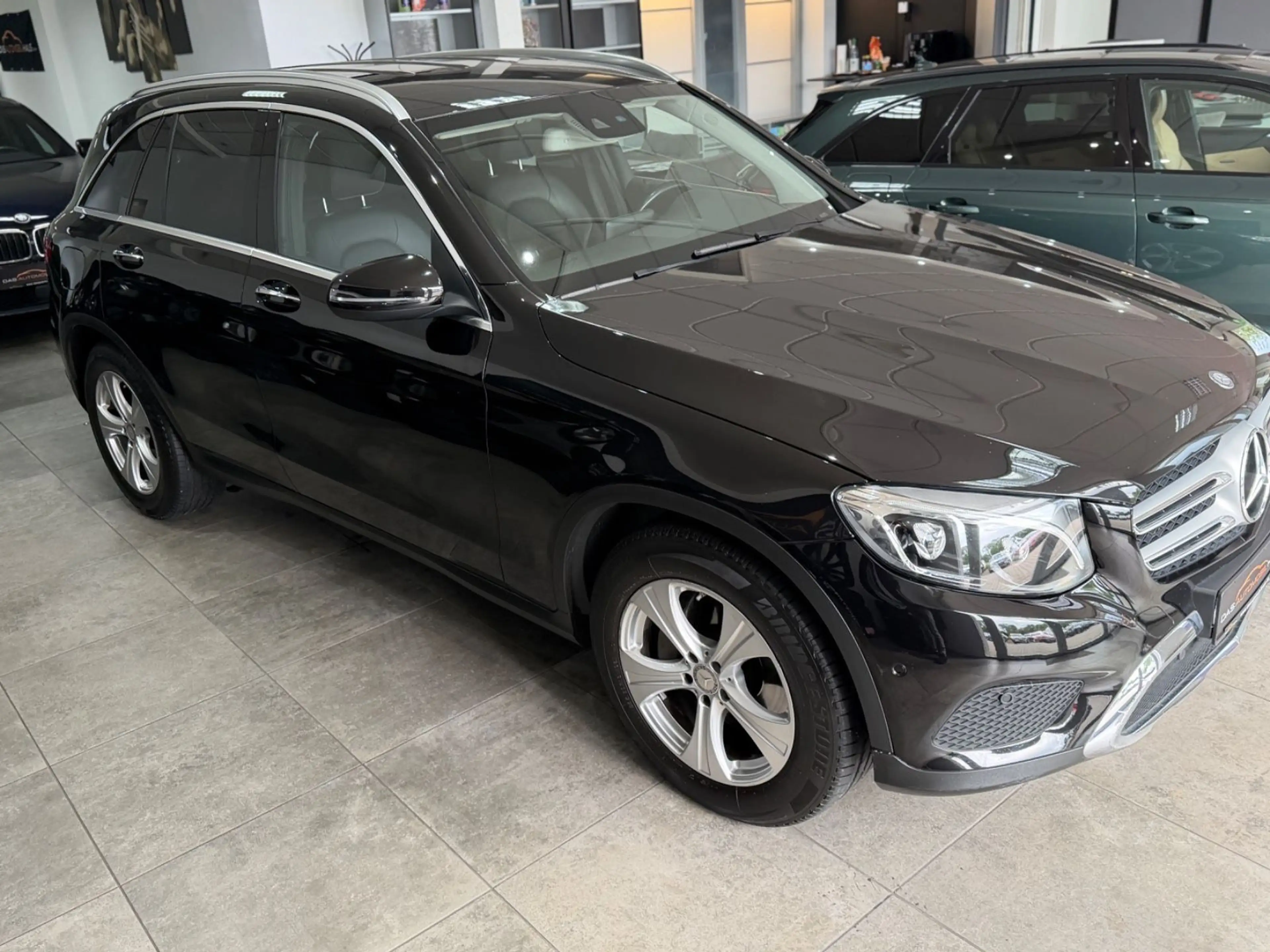 Mercedes-Benz GLC 250 *Exclusive*4Matic*Memory*Keyless* — photo 7