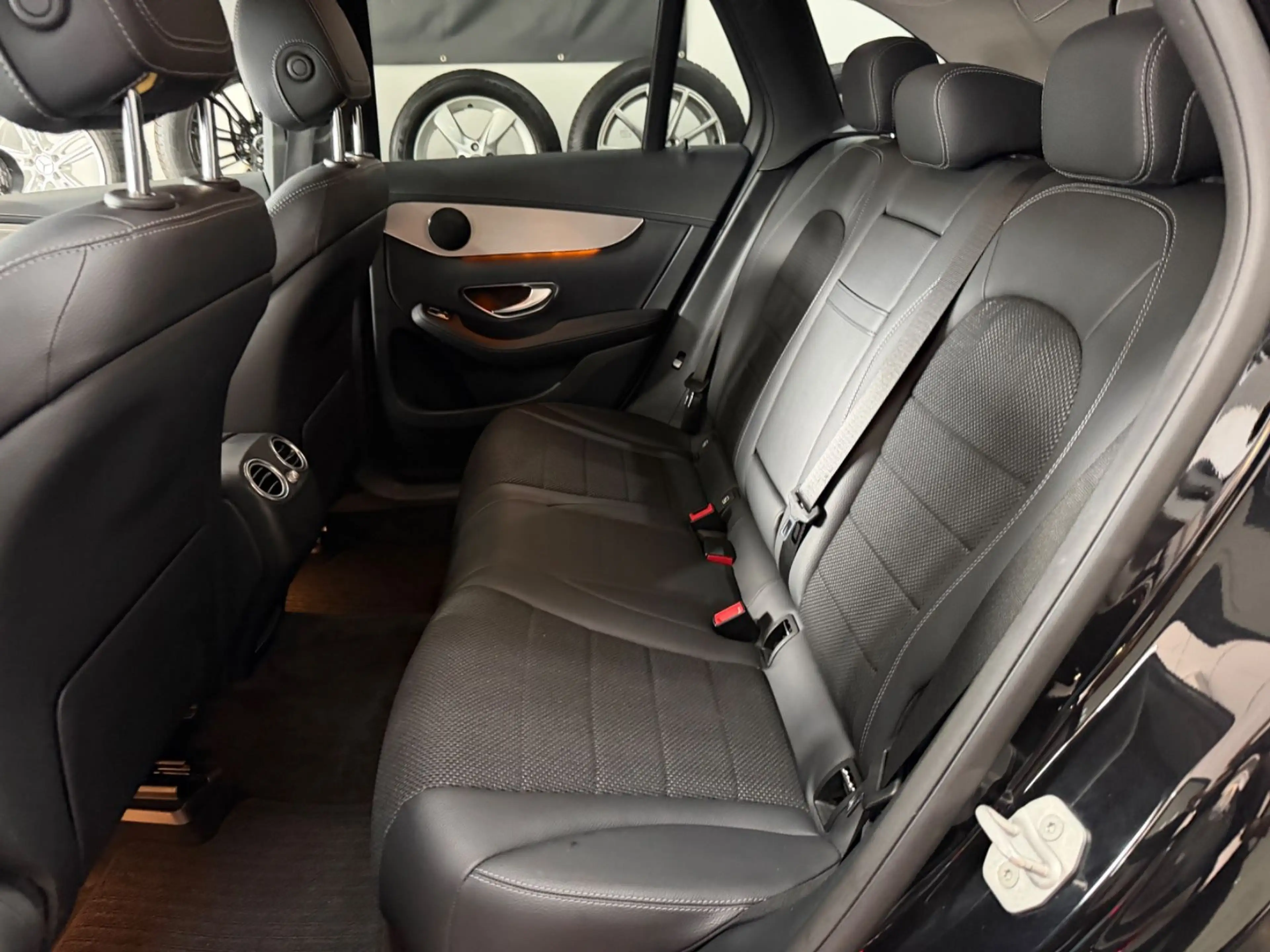 Mercedes-Benz GLC 250 *Exclusive*4Matic*Memory*Keyless* — photo 18