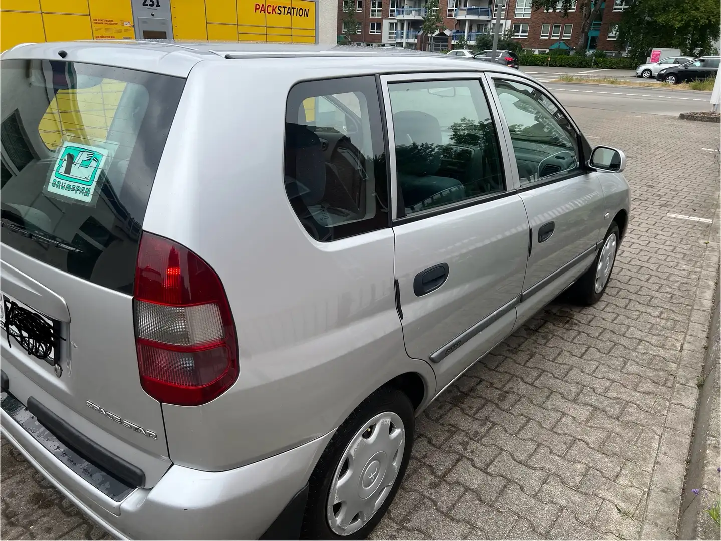 Mitsubishi Space Star Space Star 1.3 Comfort Silver - 2