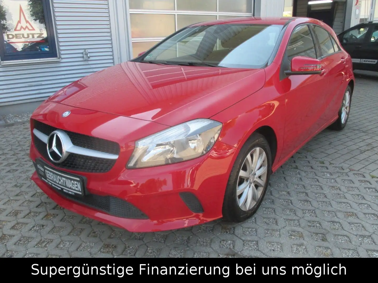 Mercedes-Benz A 180 A -Klasse A 180 BlueEfficiency,AUTOMATIK. Rot - 1