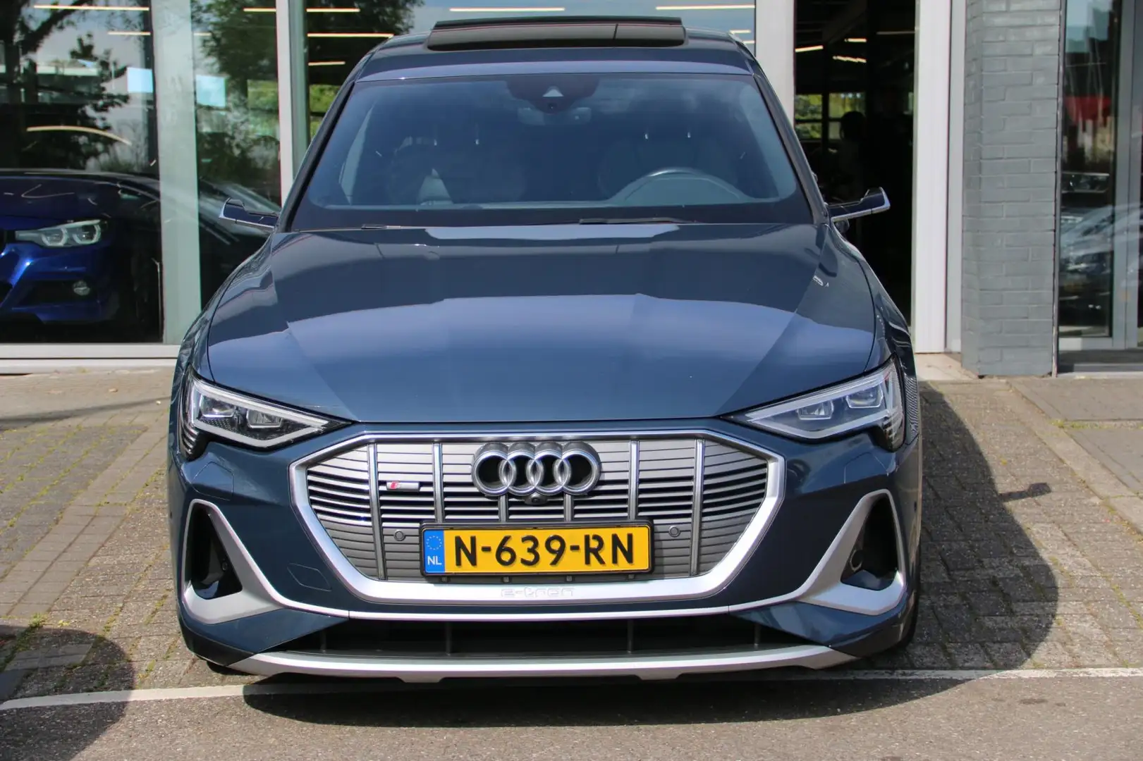 Audi e-tron Sportback 55 quattro S edition 95 kWh BTW AUTO B&O Blauw - 2