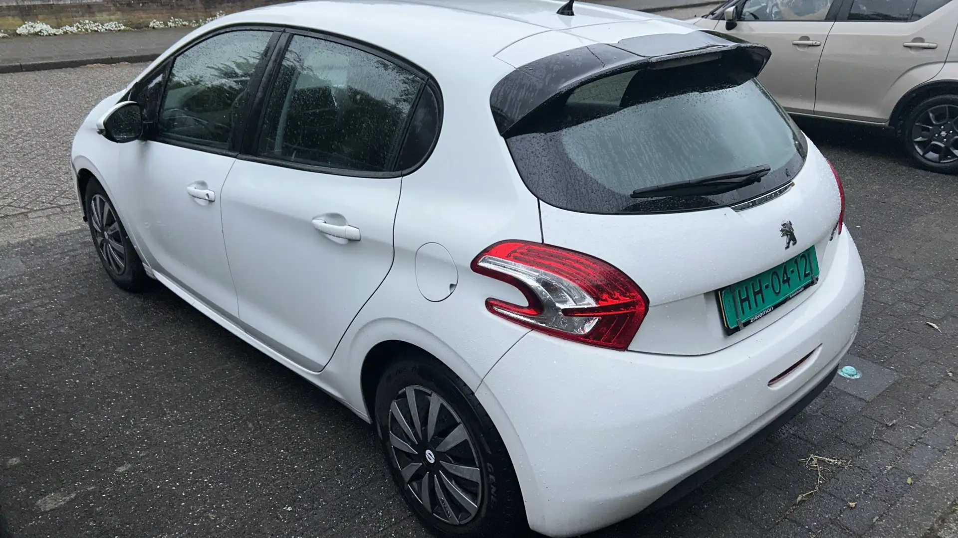 Peugeot 208 1.4 e-HDi Active Blanco - 2