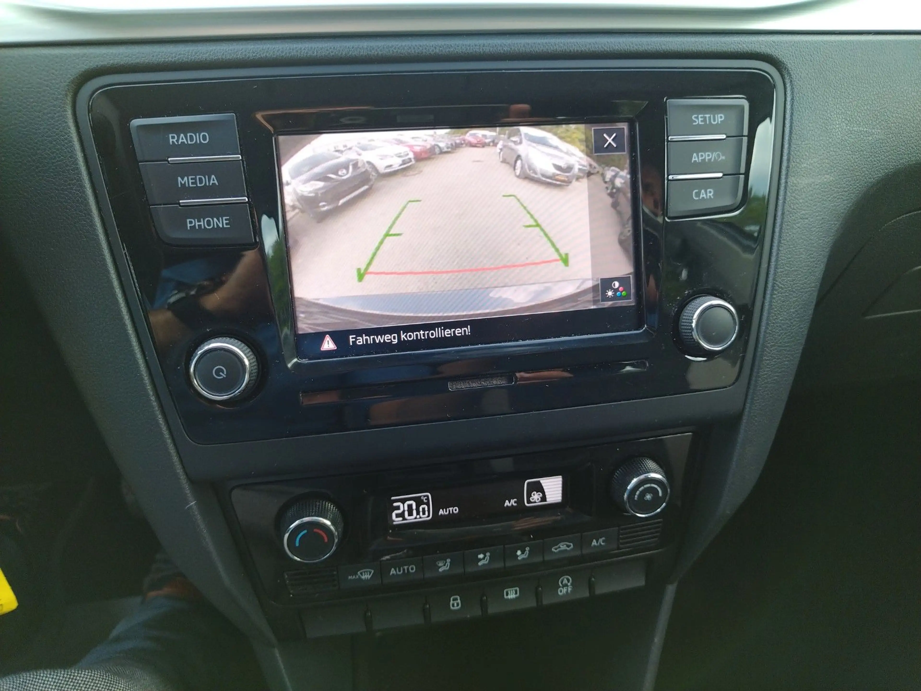 Skoda Rapid/Spaceback Spaceback Clever+TÜV/NEU+GARANTIE+CARPLAY — photo 10