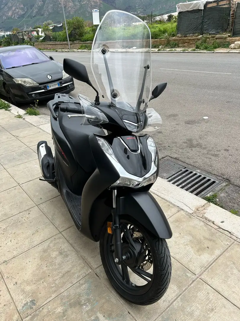 Honda SH 150i sport Černá - 1