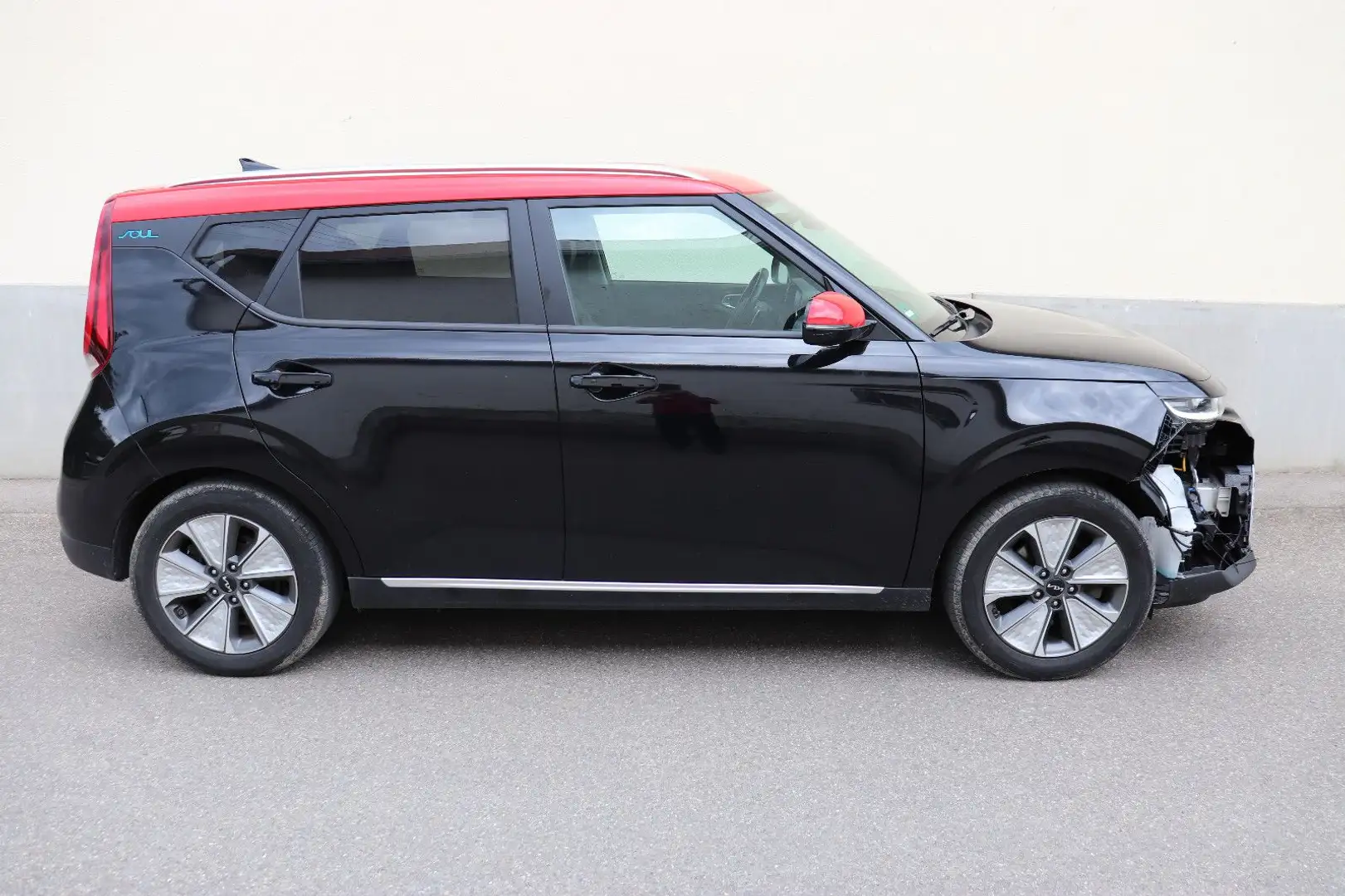 Kia Soul E-SOUL 64KWh SPIRIT LEDER-PAKET*SITZKLIMA*HEADUP Černá - 2