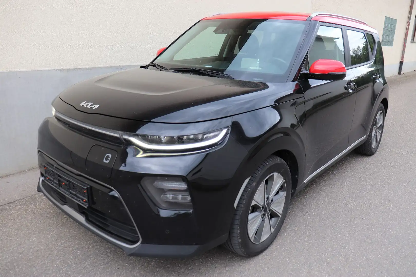 Kia Soul E-SOUL 64KWh SPIRIT LEDER-PAKET*SITZKLIMA*HEADUP Černá - 1