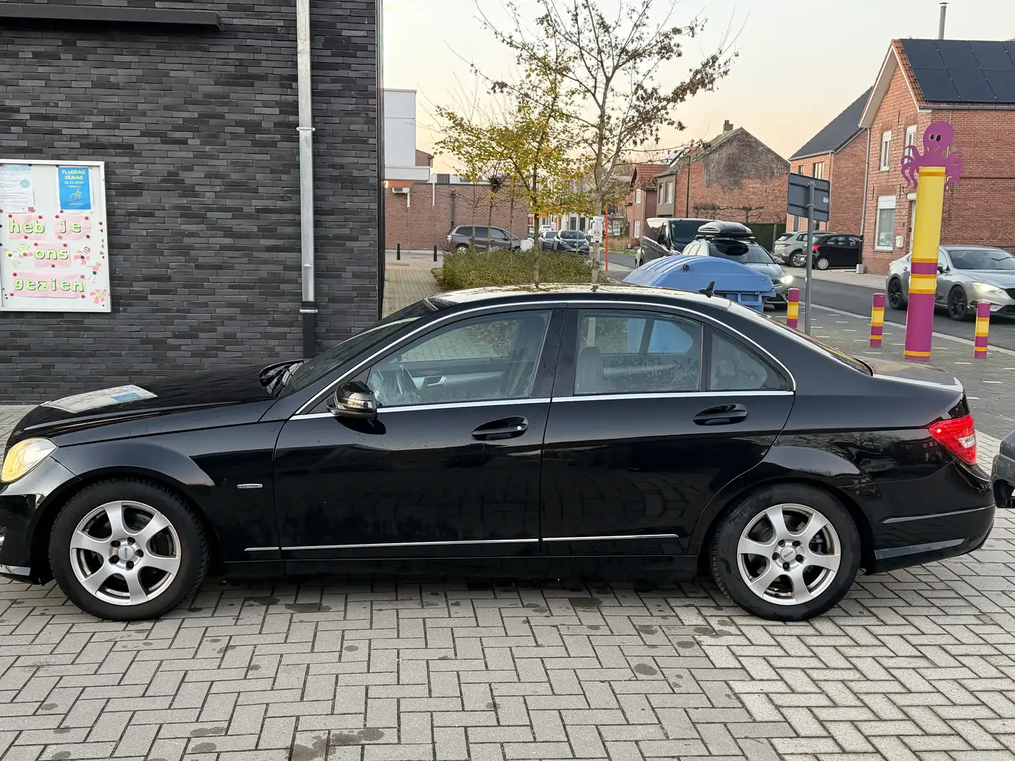 Mercedes-Benz C 180 CDI DPF (BlueEFFICIENCY) 7G-TRONIC Avantgarde - 2