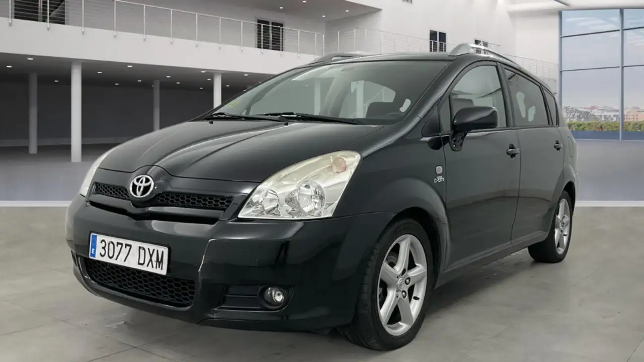 Toyota Corolla Monovolume in Zwart tweedehands in ILLESCAS voor € 5.190,-