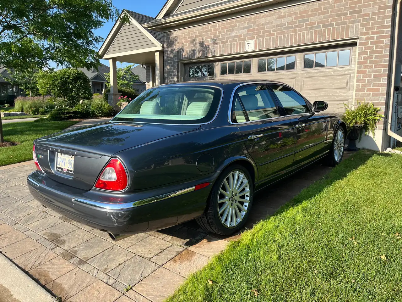 Jaguar XJR снимка Jaguar XJR