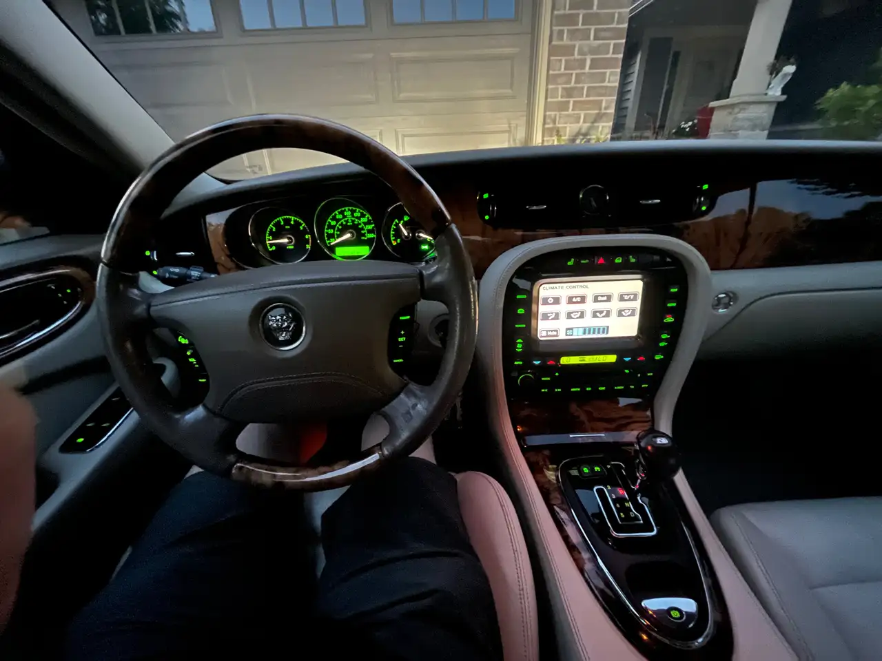 Jaguar XJR снимка Jaguar XJR