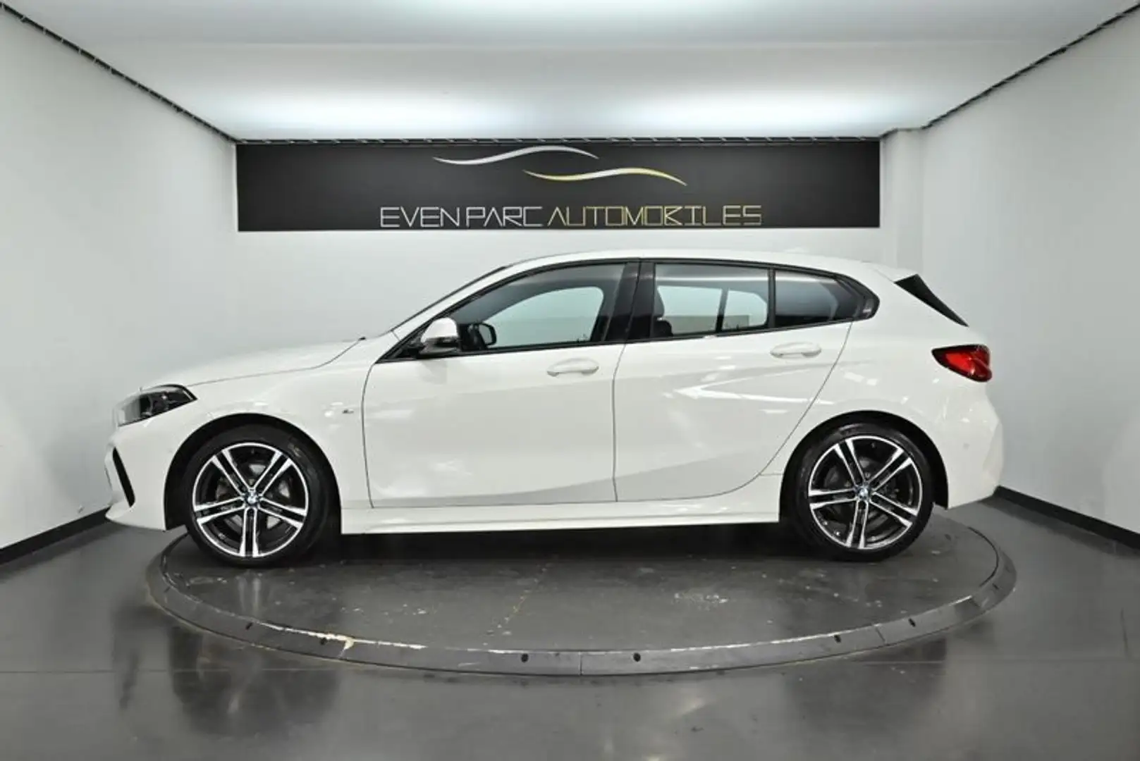 BMW 118 F40 118i 136 ch DKG7 M Sport - 2