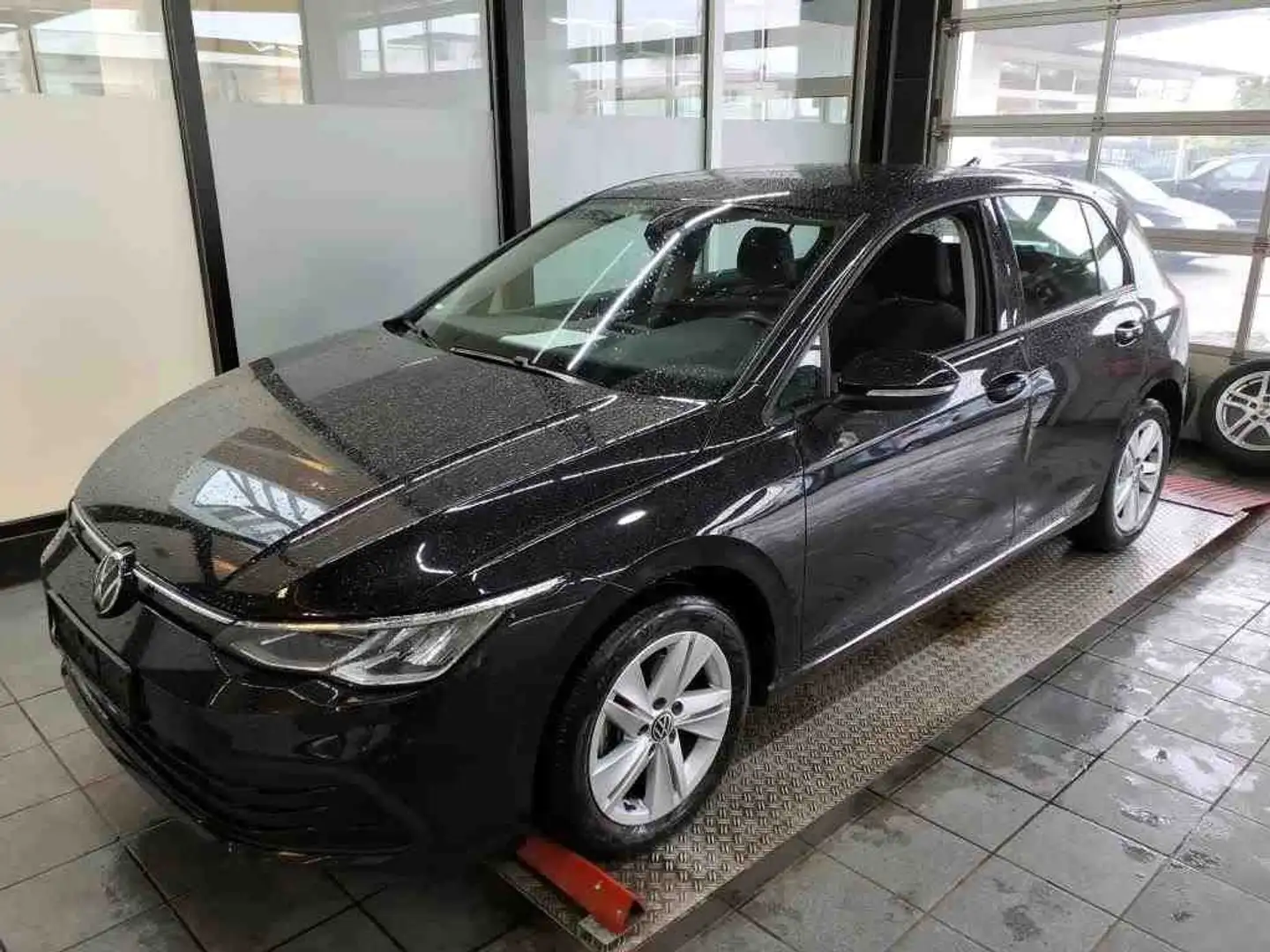 Volkswagen Golf VIII 2.0 TDI DSG LIFE *AHK *LED *ACC *VIRTUAL *NA Schwarz - 2