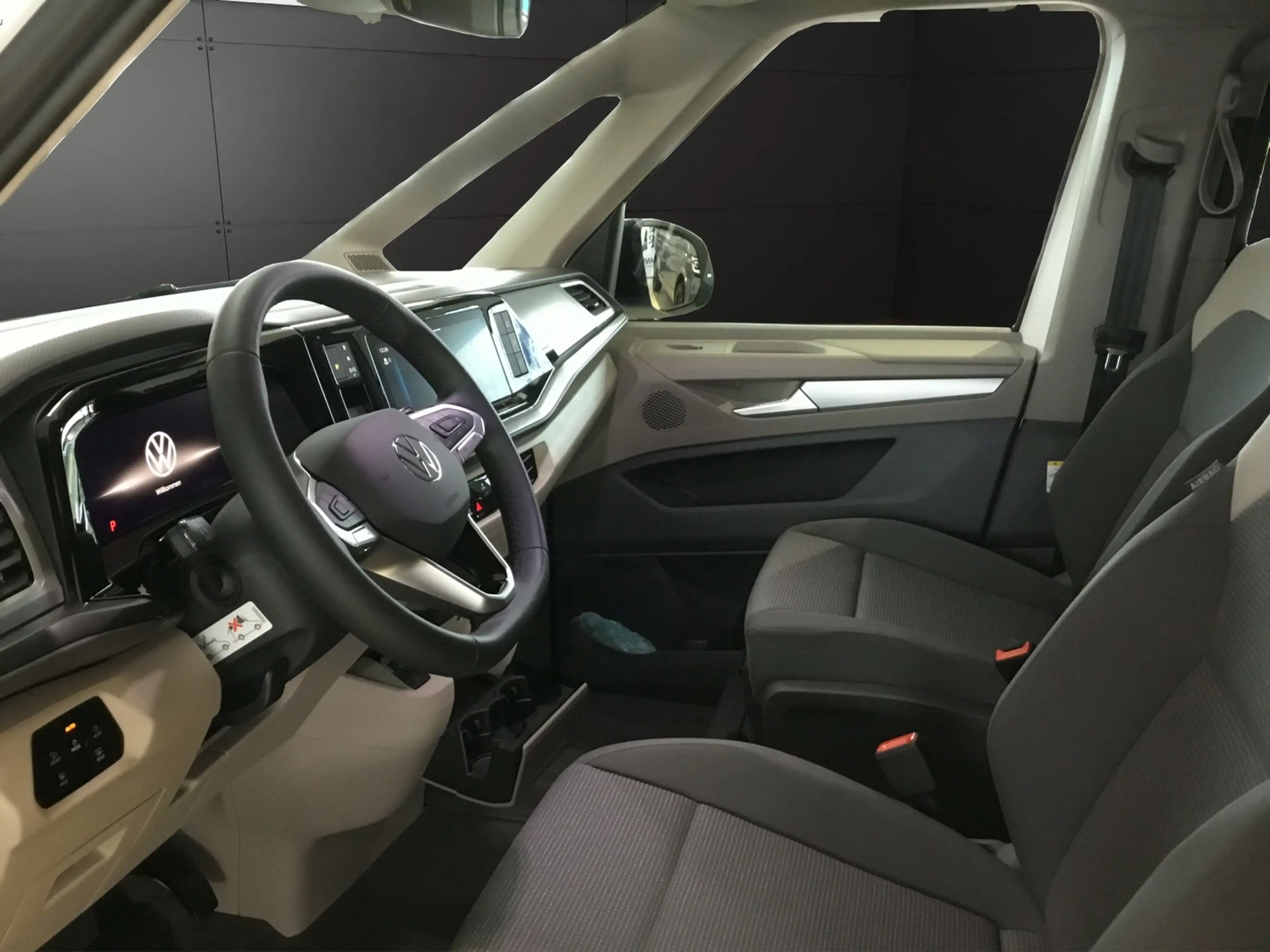 Volkswagen T7 California 2.0 TDI Beach Tour Standheizung+AHK — photo 7