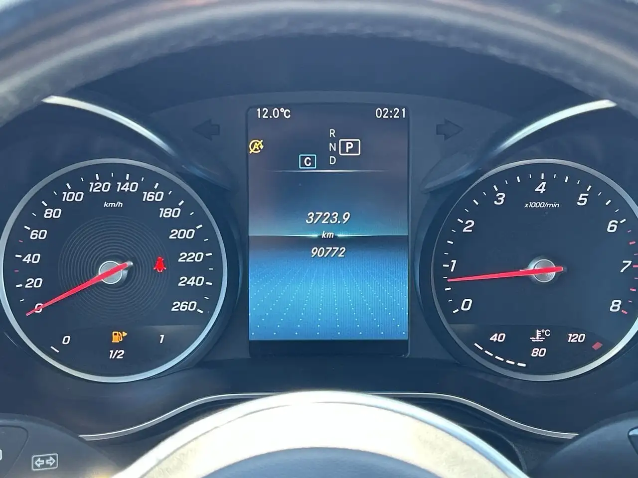 Mercedes-Benz GLC снимка Mercedes-Benz GLC