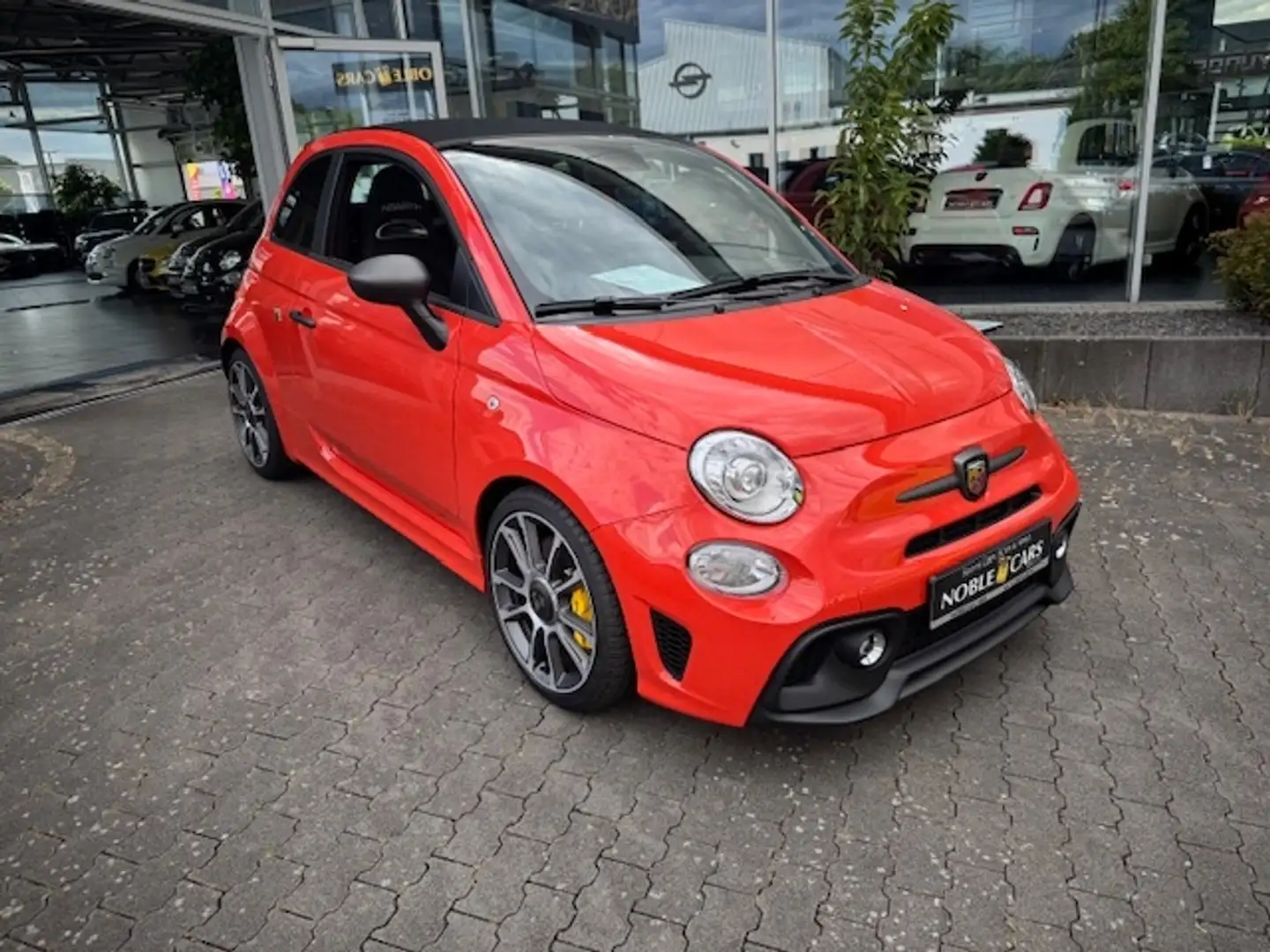 Abarth 695C Turismo  LEDER BEATS NAVI 17 Pomarańczowy - 1