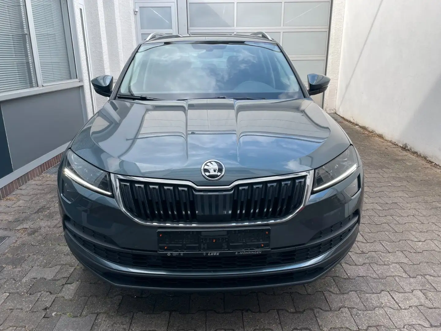 Skoda Karoq Style *SITZHEIZUNG*NAVI*LED SCHEINWERFER* Grau - 2
