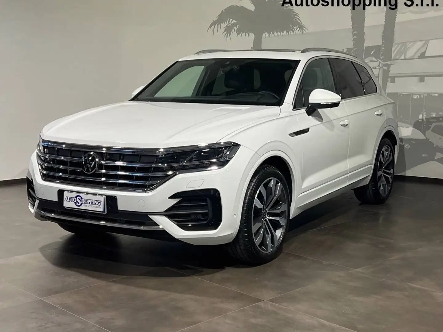 Volkswagen Touareg 3ª serie 3.0 V6 TDI 286 CV SCR Elegance Bianco - 1