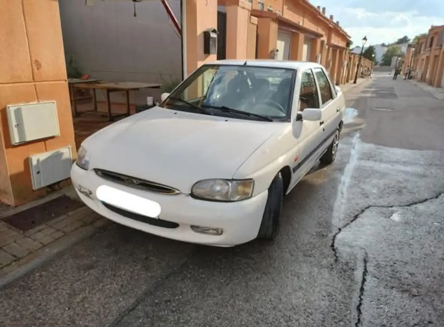 Ford Escort 1.8 TD CLX - 1