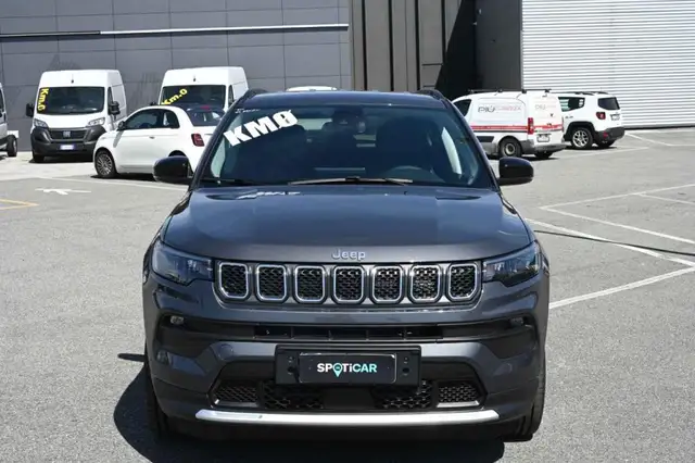Jeep Compass view 2