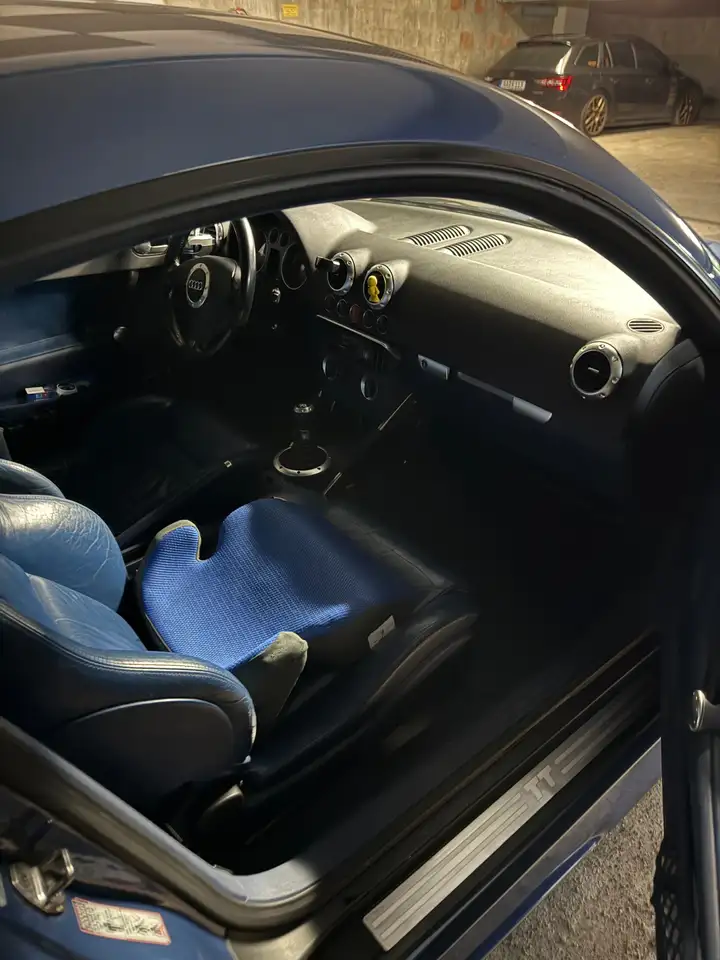 Audi TT Coupe 1.8 T, foto 8