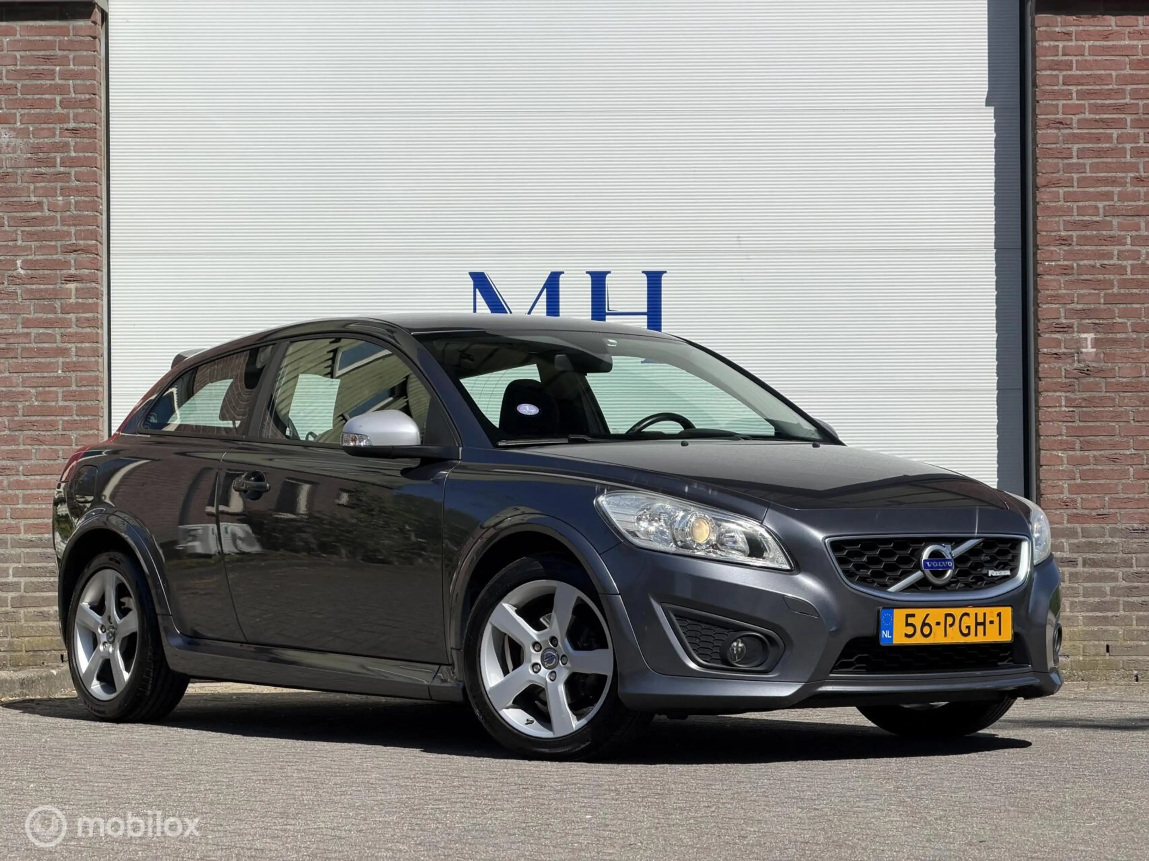 Volvo C30 2.0 R-Design — photo 10