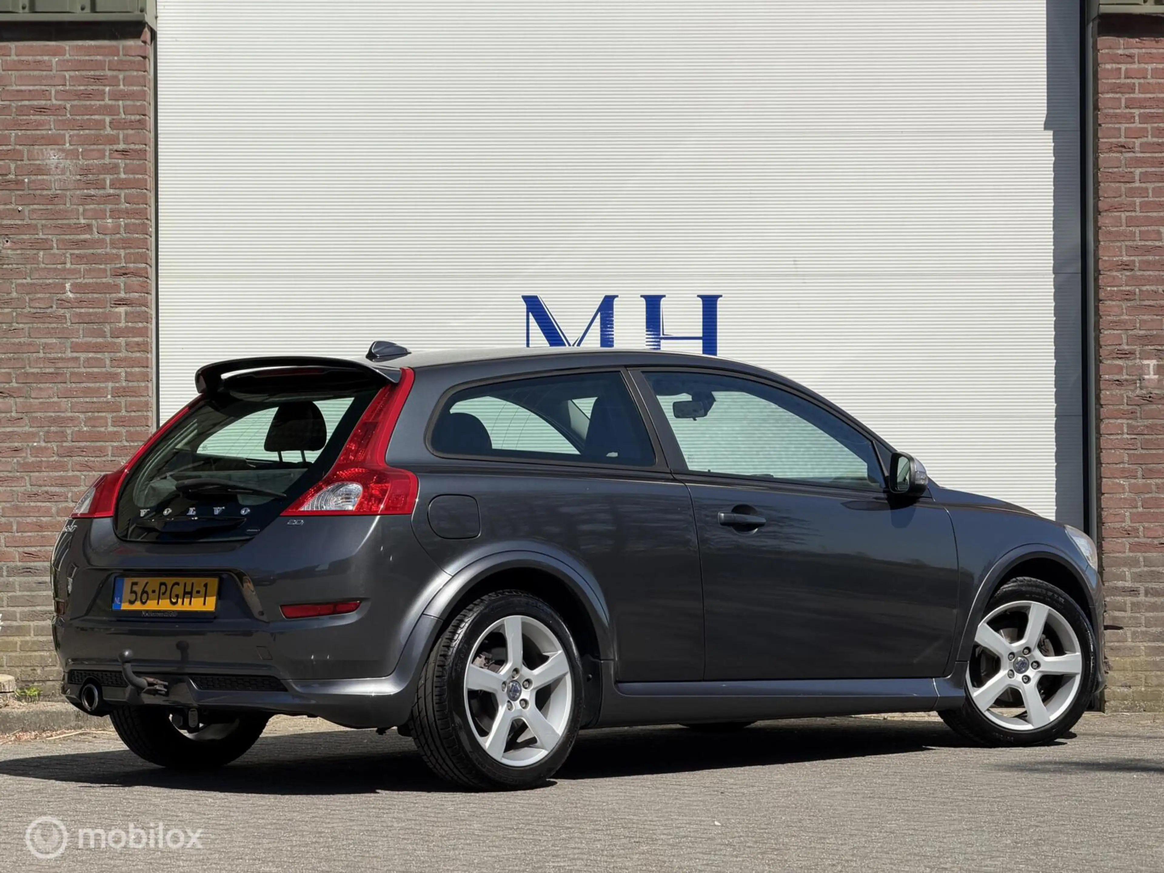 Volvo C30 2.0 R-Design — photo 8