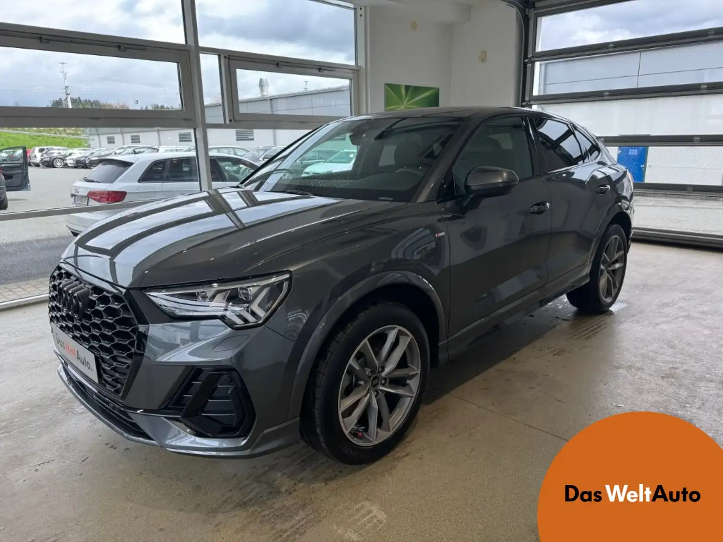 Audi Q3 40 TDI quattro admired Gris - 1