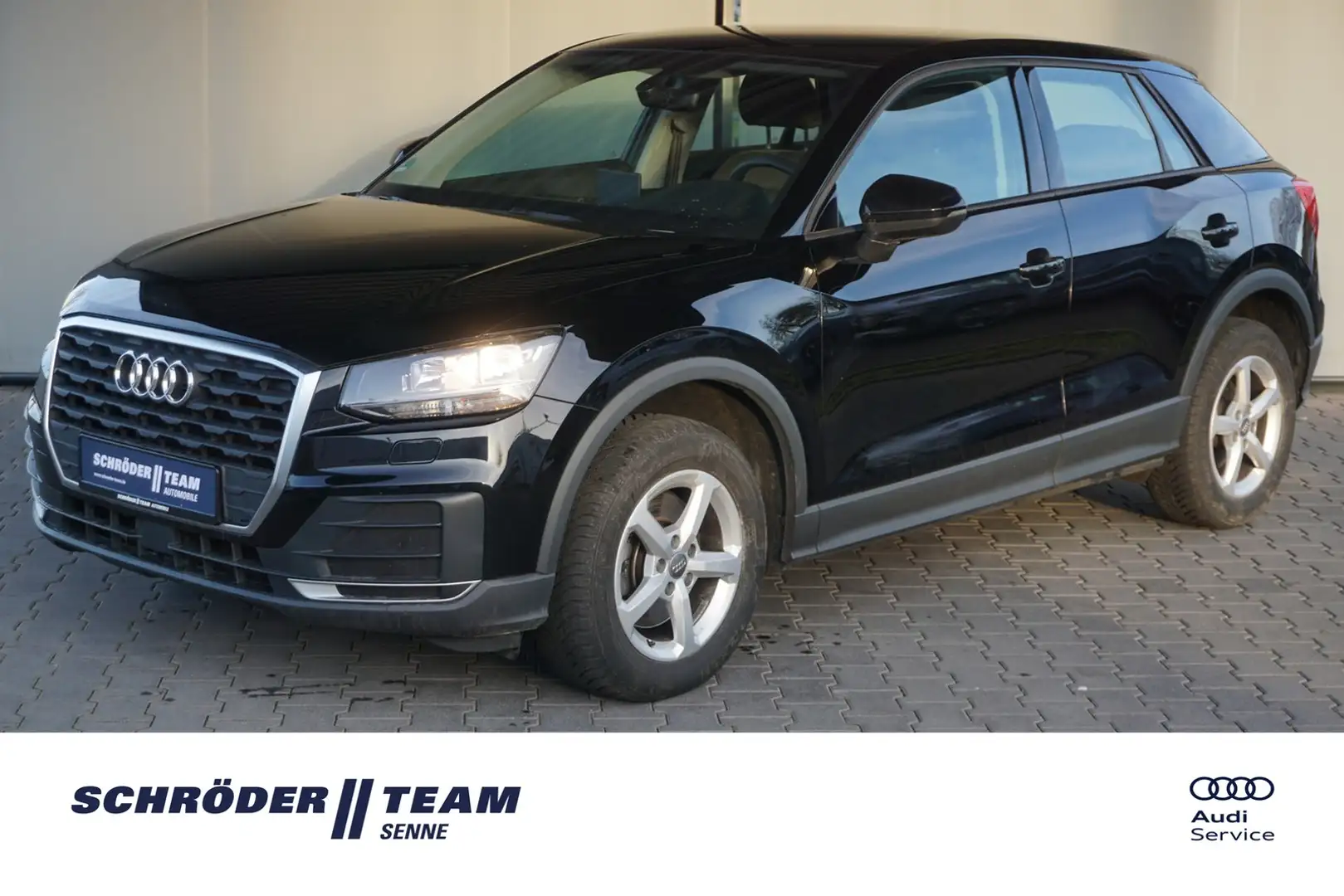Audi Q2 30 TFSi S tronic AHK PDC Schwarz - 1