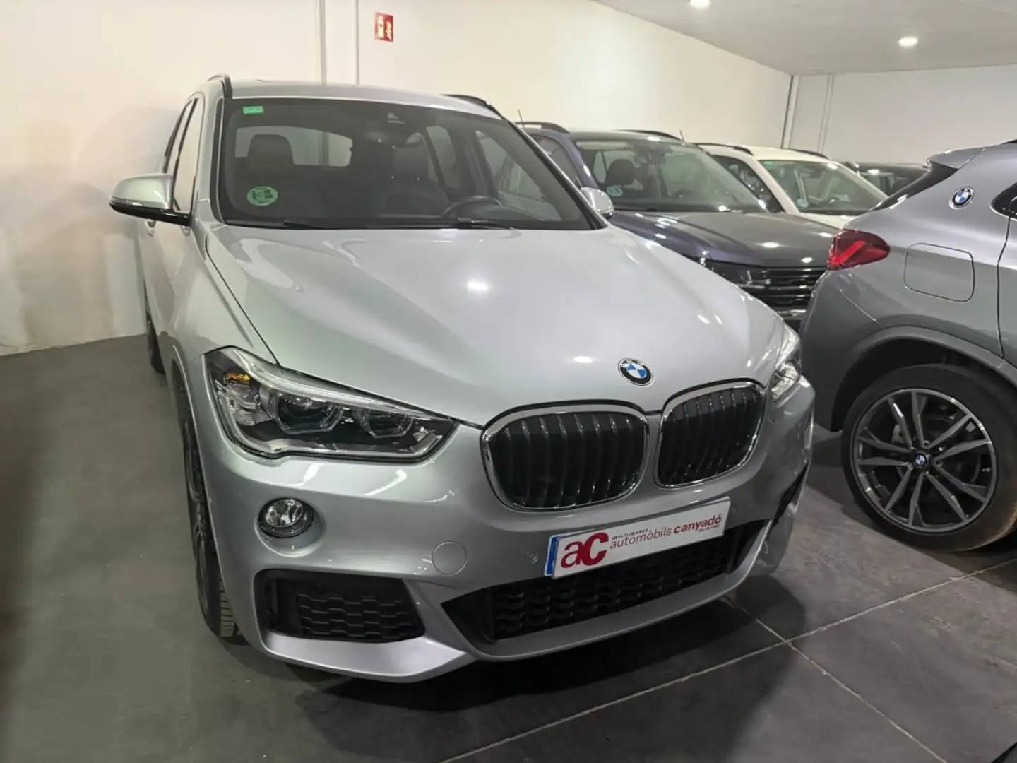 BMW X1 xDrive 20dA Argento - 2