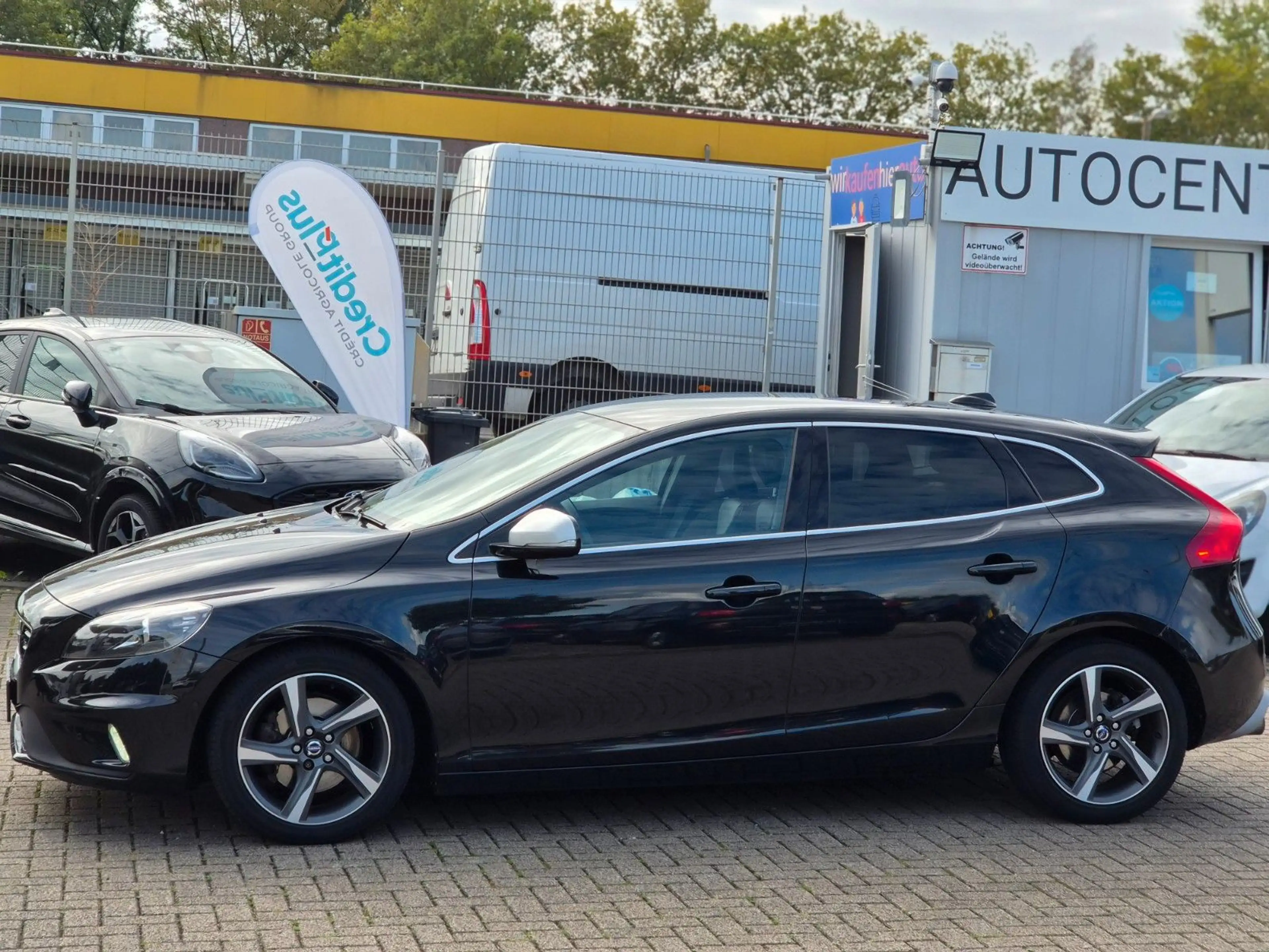 Volvo V40 R-Design Automatik/Navi/Leder/PDC/Garantie — photo 8
