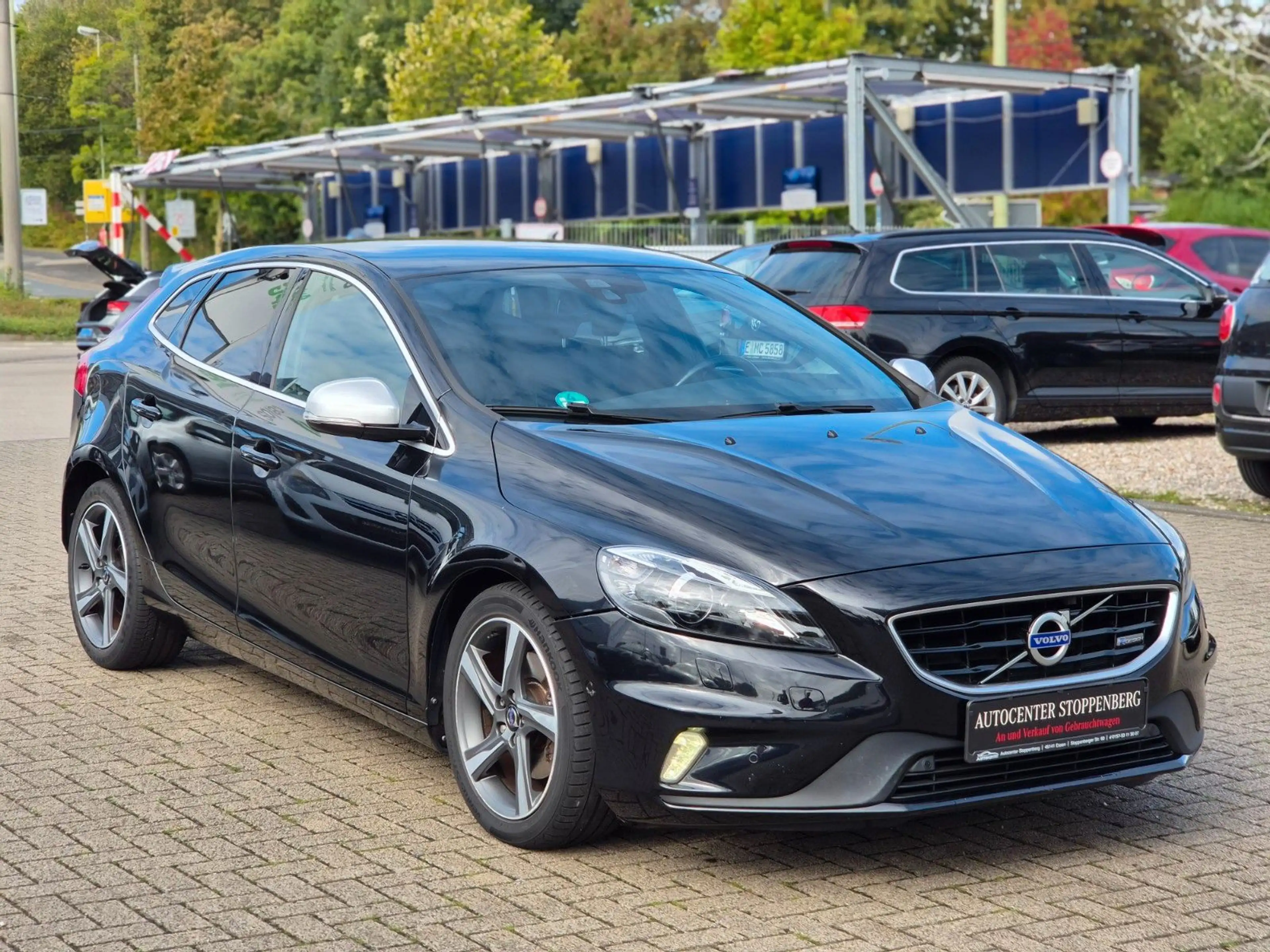 Volvo V40 R-Design Automatik/Navi/Leder/PDC/Garantie — photo 3