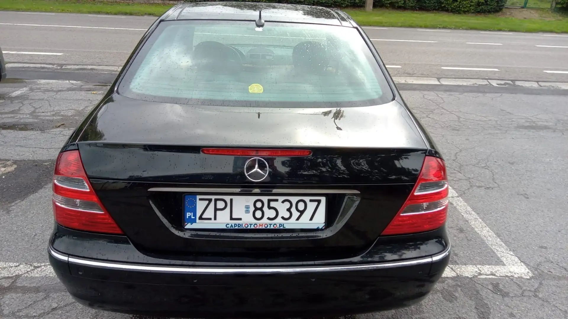 Mercedes-Benz E 220 CDI Elegance (EURO 4) Negru - 2
