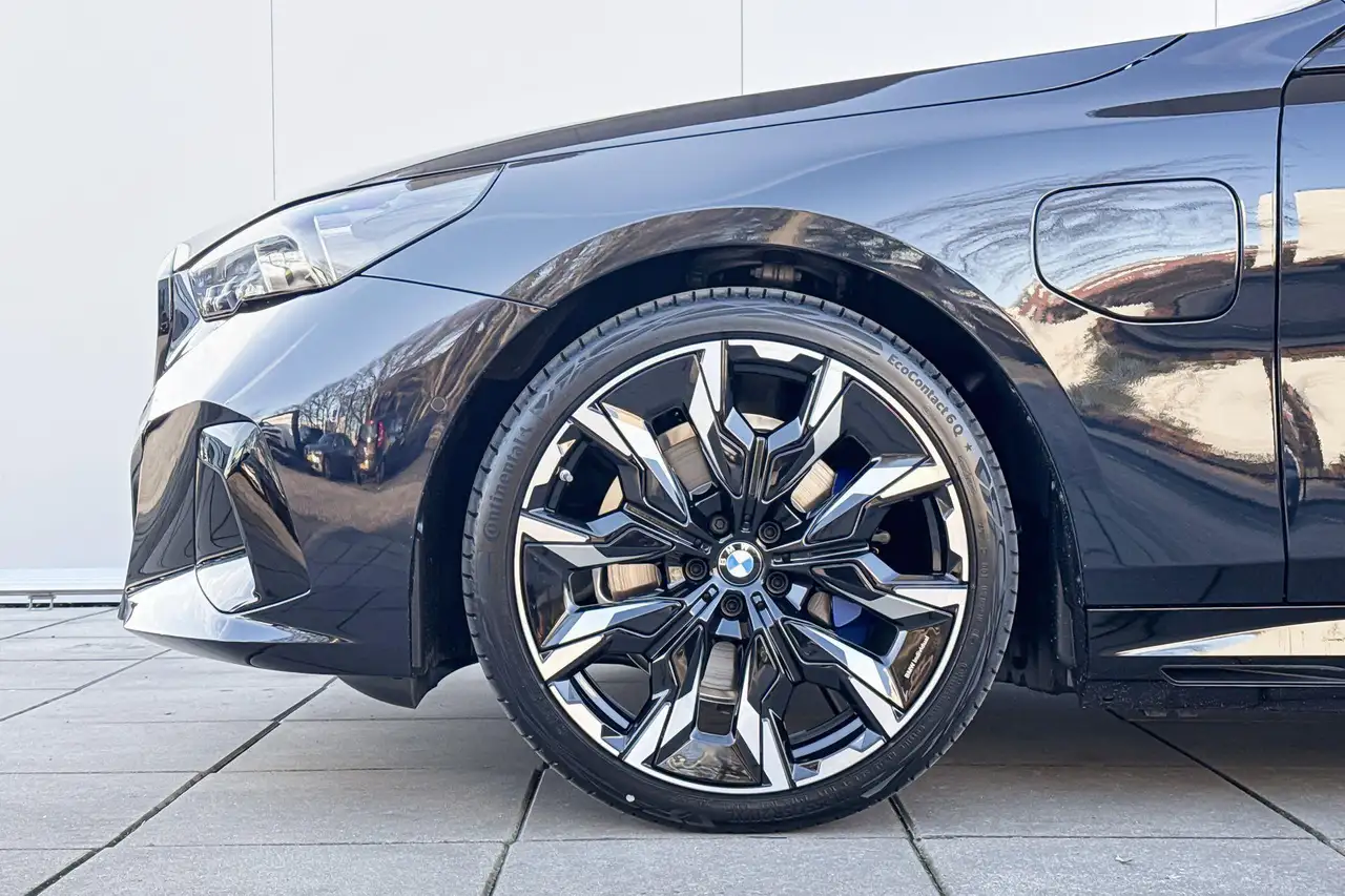 BMW 5 Series 2026