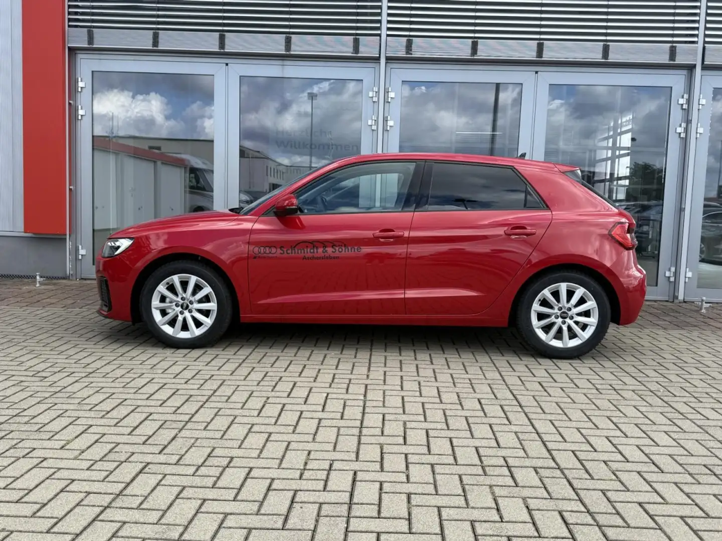 Audi A1 Sportback advanced S tronic LED, EPH, OPTIK Klima Rot - 2