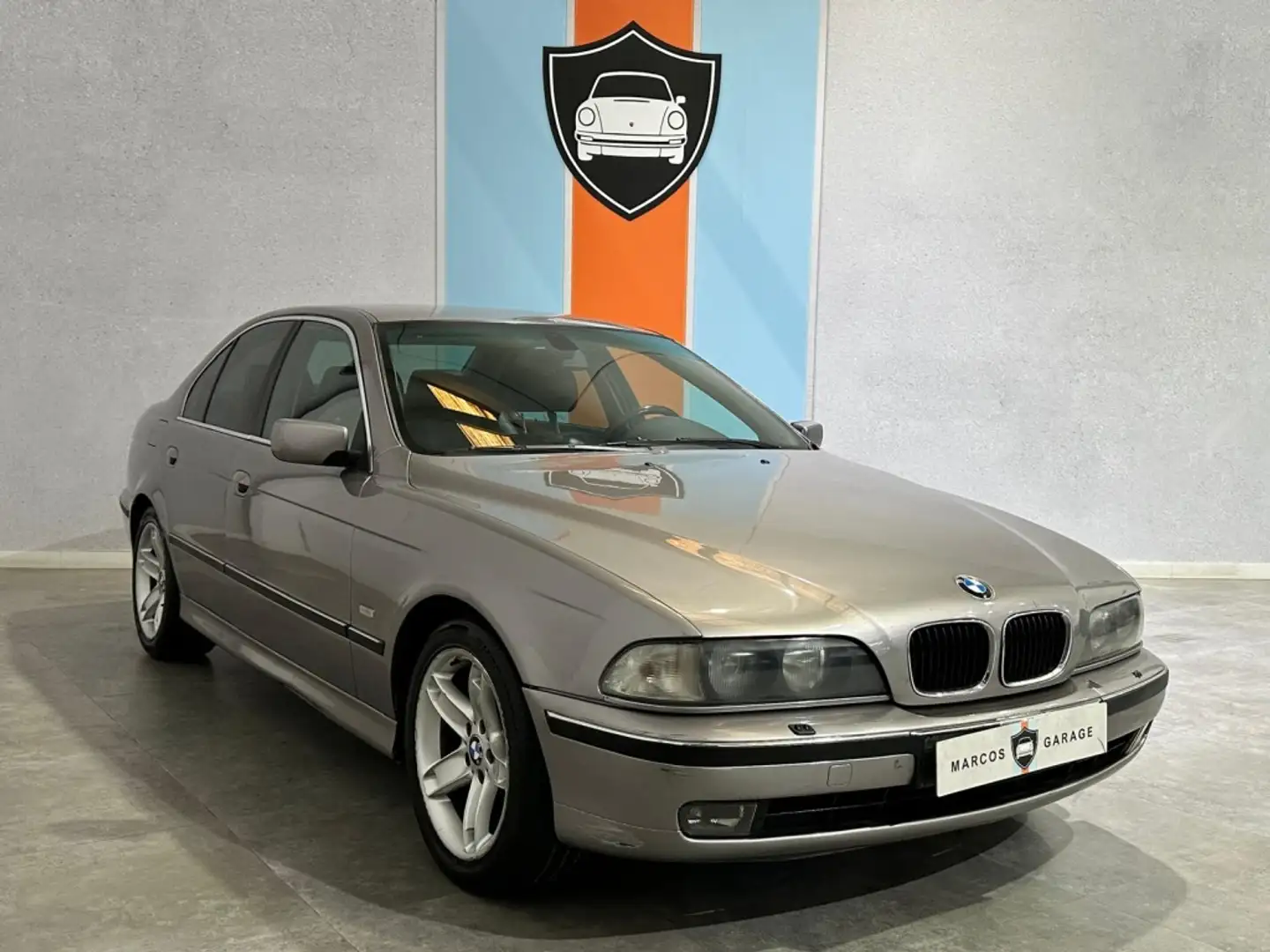 BMW 530 530d Aut. Plateado - 1