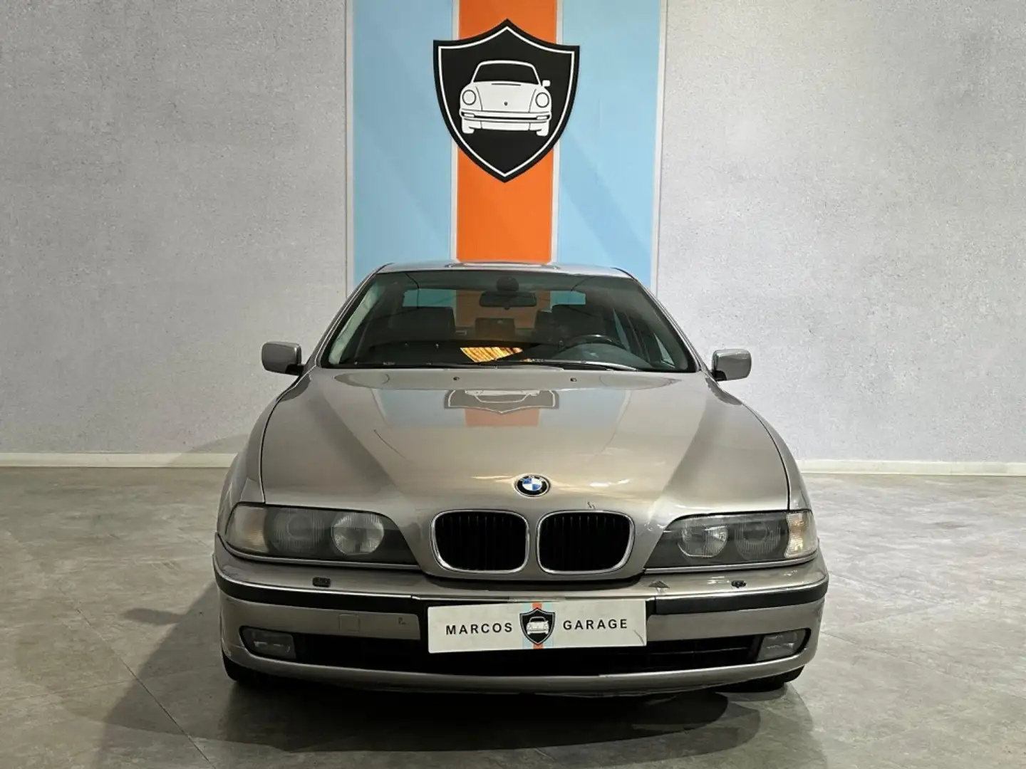 BMW 530 530d Aut. Plateado - 2