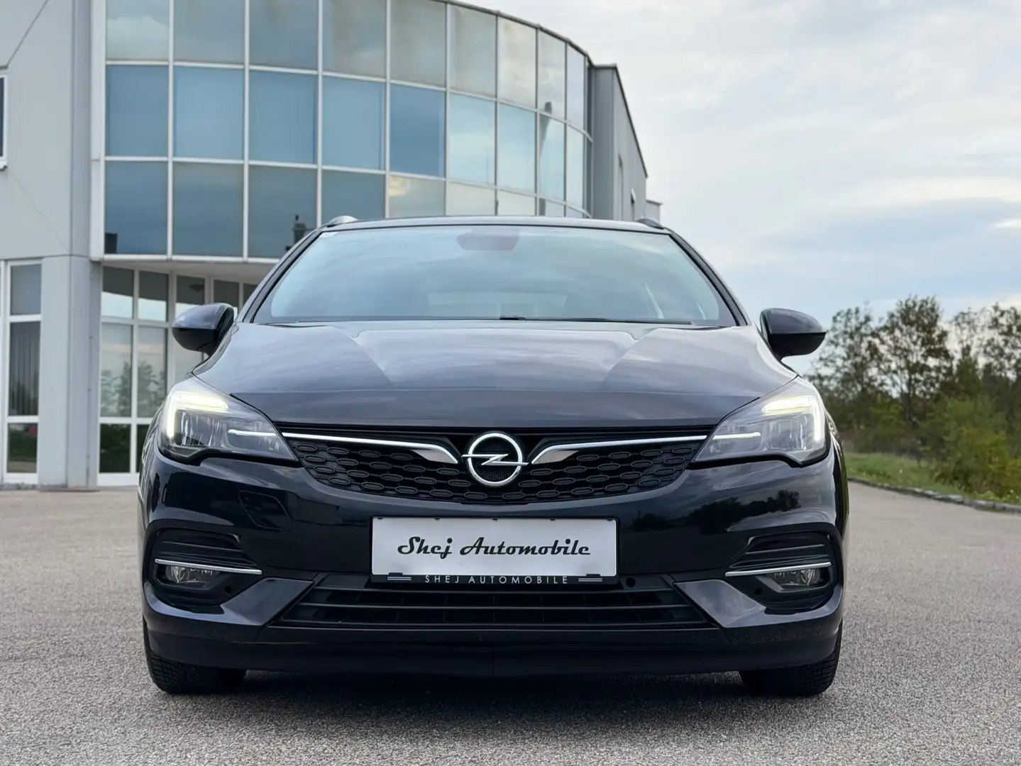 Opel Astra Start/Stop Schwarz - 2