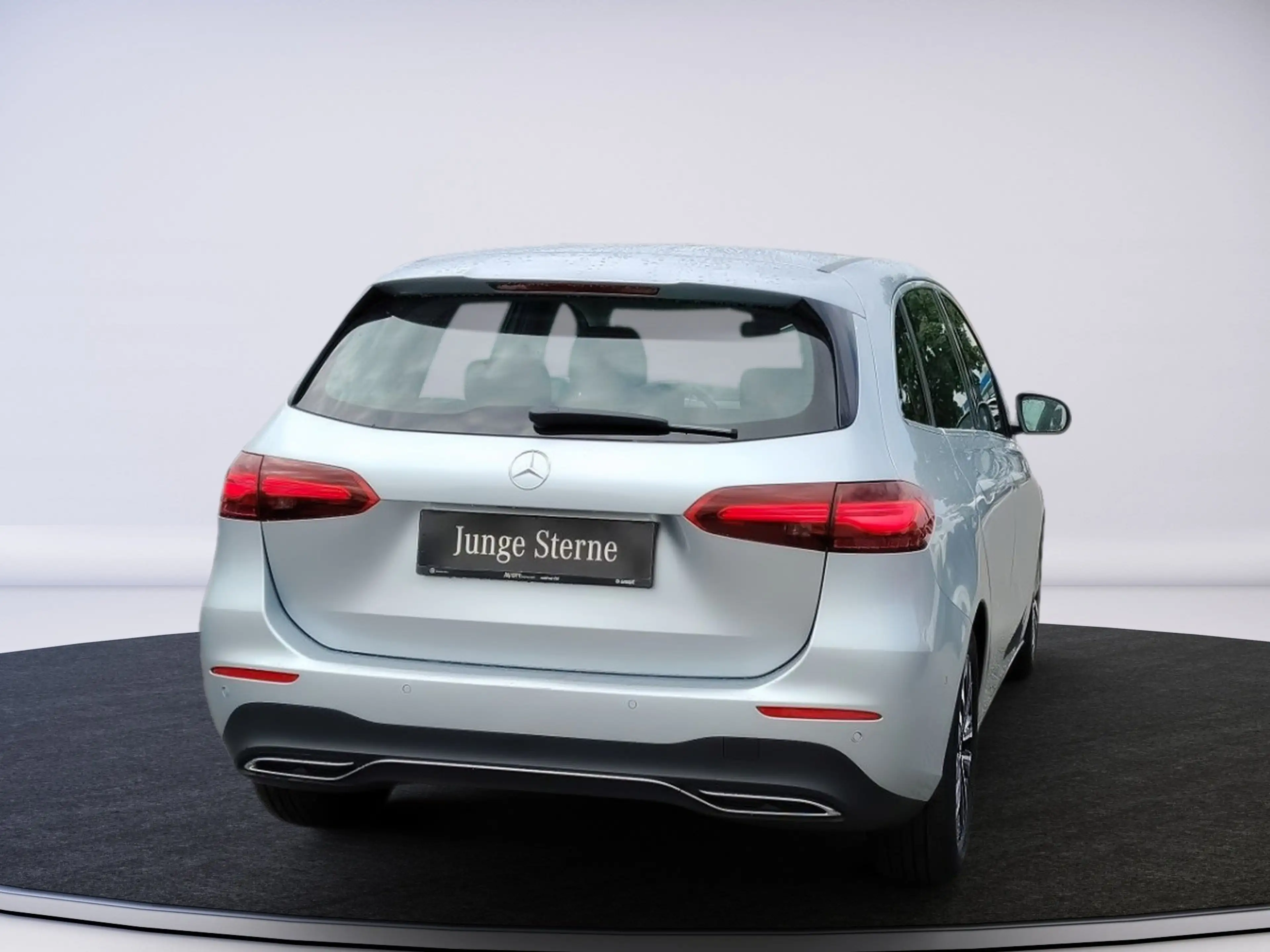 Mercedes-Benz B 180 Leder Winterp. KAM SpurH LM KlimaA SHZ — photo 5