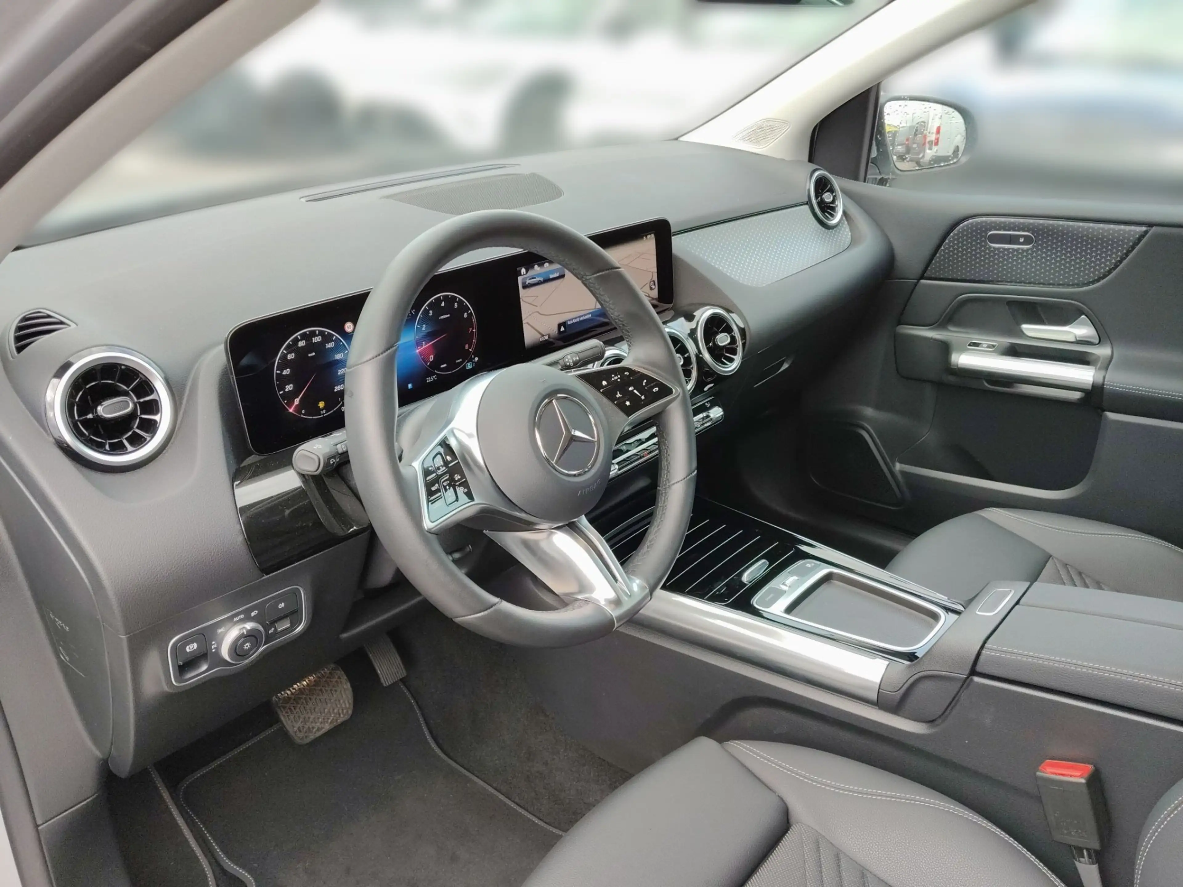 Mercedes-Benz B 180 Leder Winterp. KAM SpurH LM KlimaA SHZ — photo 11