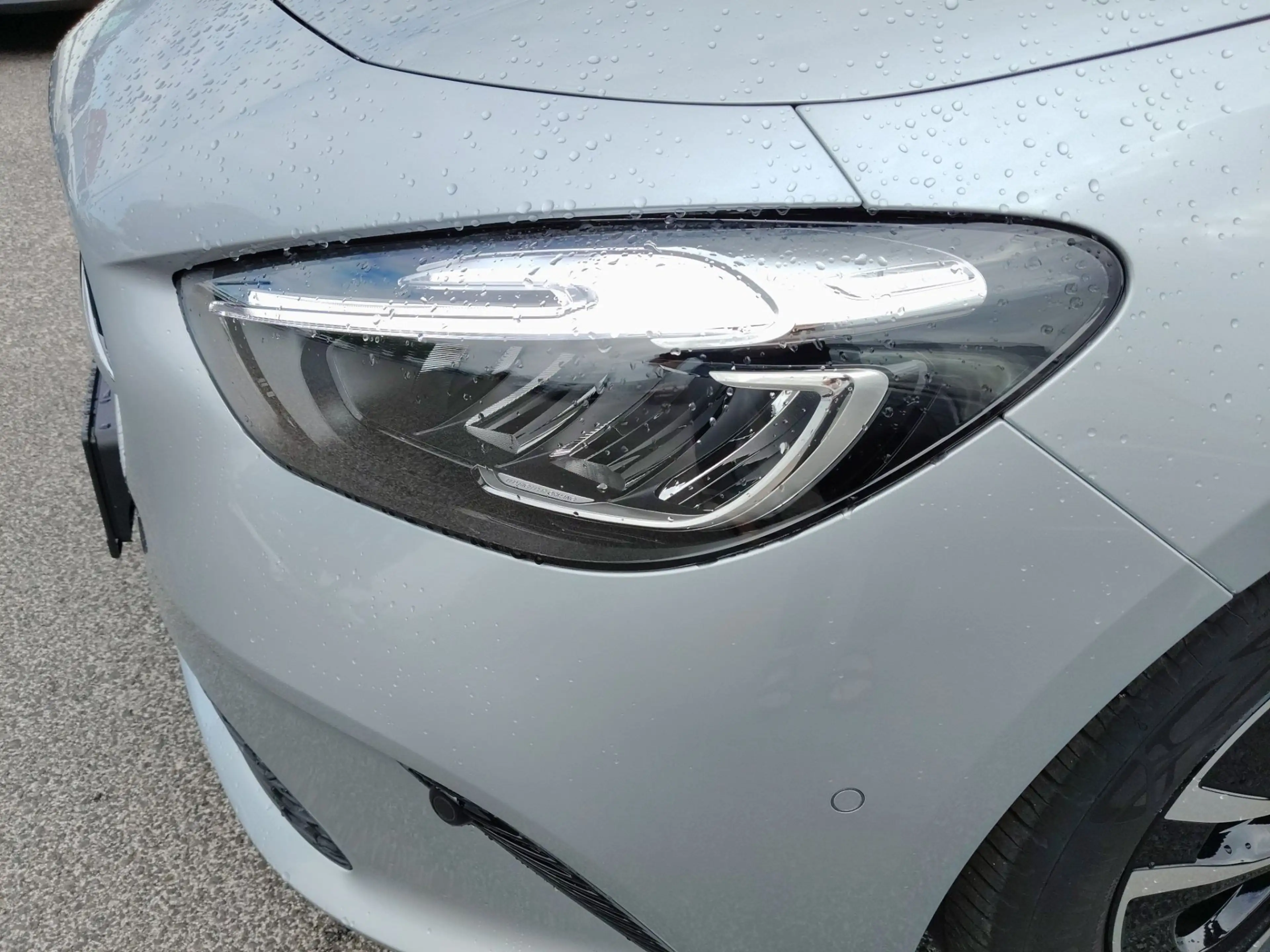 Mercedes-Benz B 180 Leder Winterp. KAM SpurH LM KlimaA SHZ — photo 10