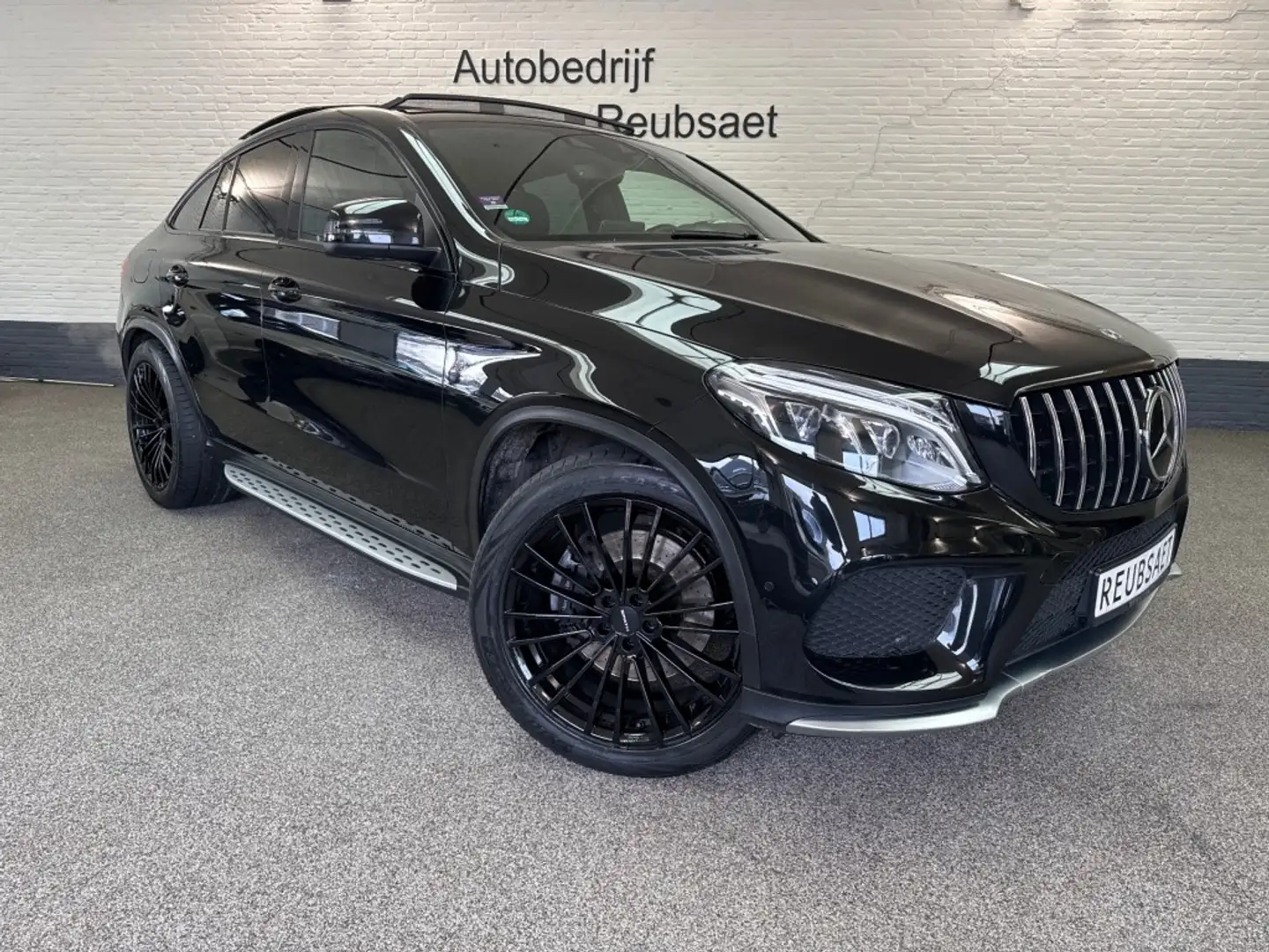 Mercedes-Benz GLE 43 AMG AMG 43 4Matic 390Pk Coupe Panodak Massage HuD Leer Zwart - 1
